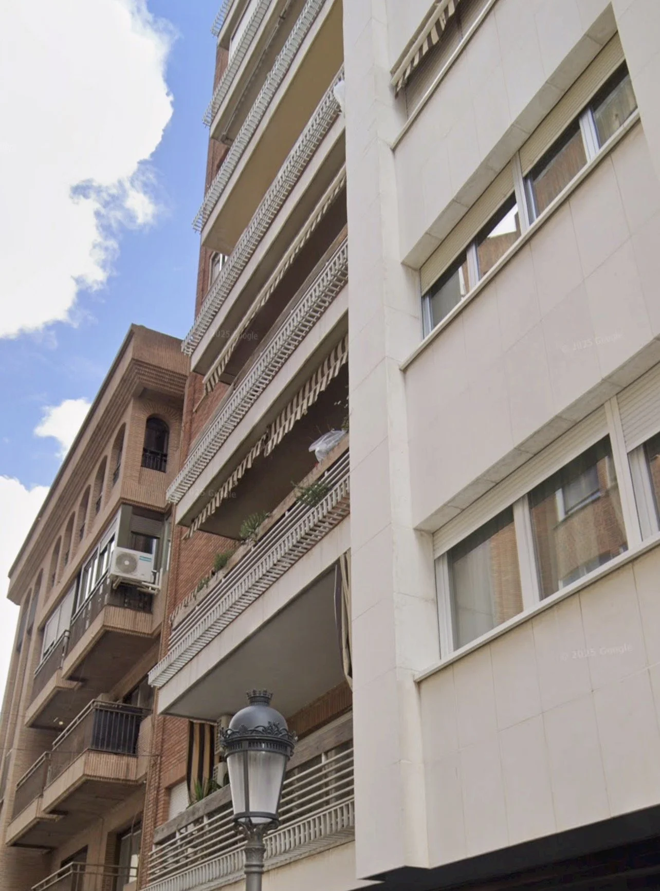Ref. ALT-2026-16. EN VENTA. Piso en venta de 180 m² con 4 dormitorios.