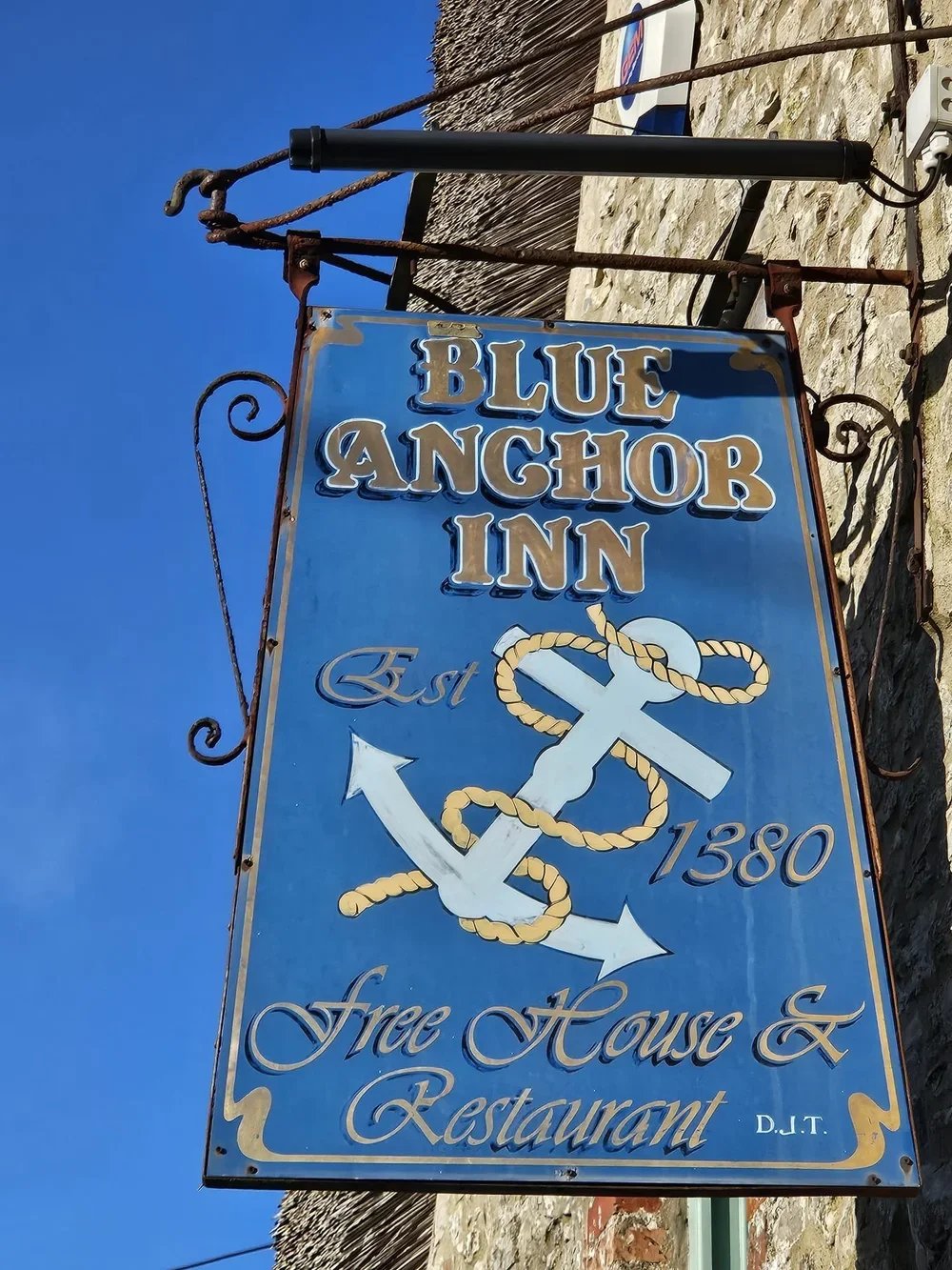 The Blue Anchor Pub from 1380.