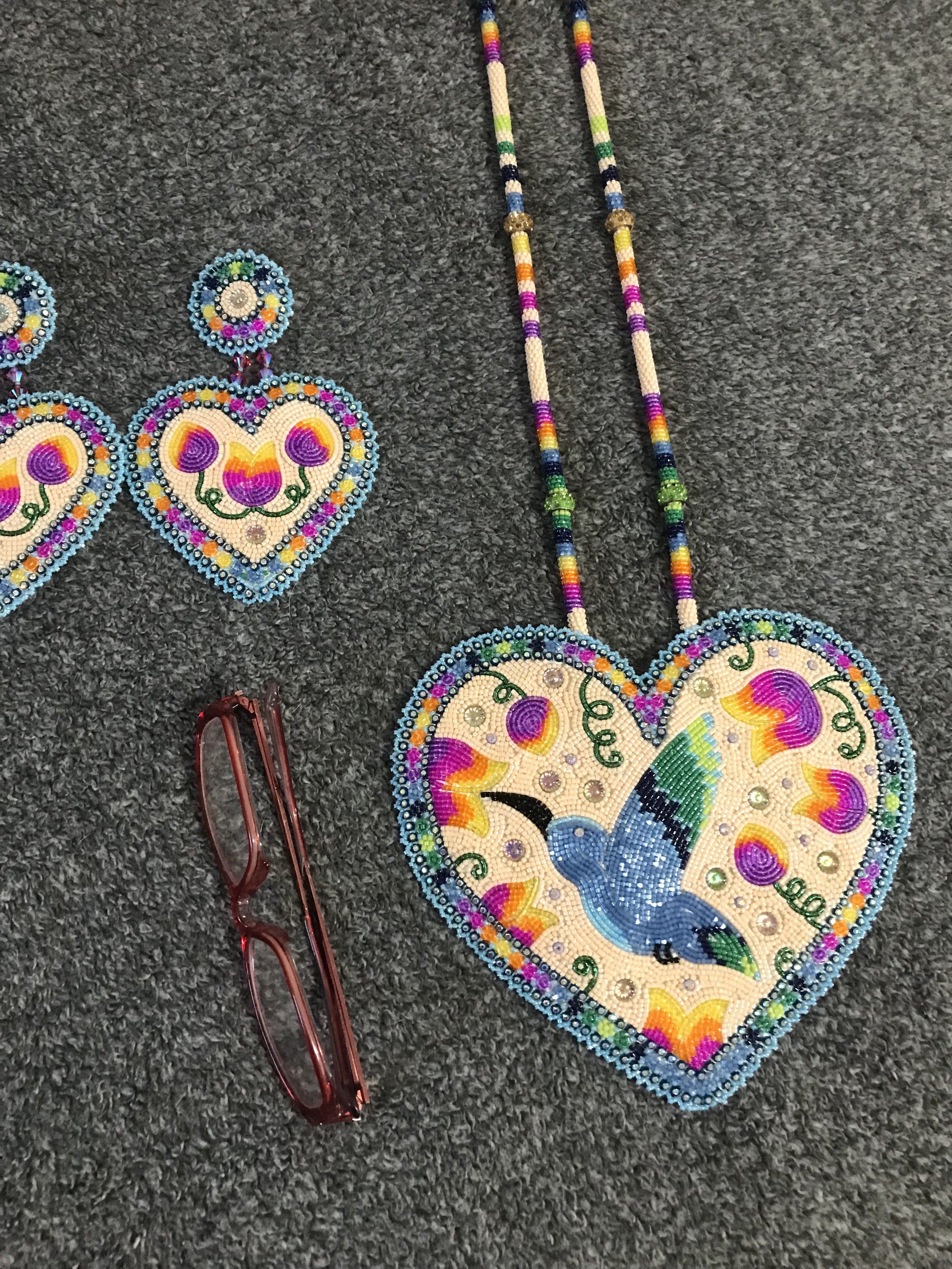 Large Hummingbird and Blossoms Set