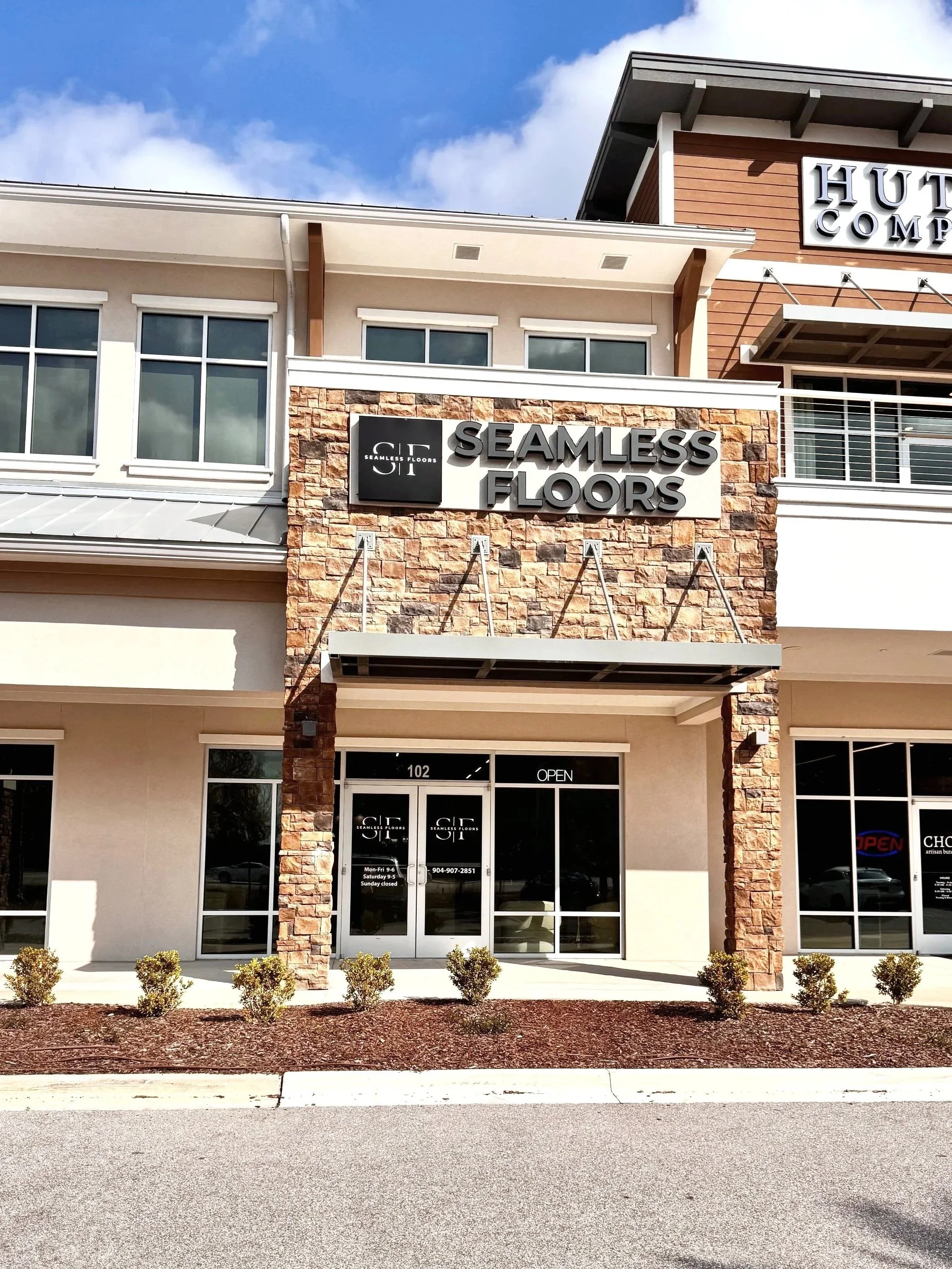 Seamless Floors showroom- located in silverleaf development in North Fl.