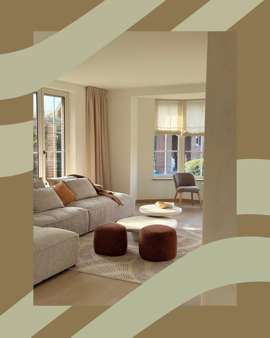 De trend van dit moment: vouwgordijnen zonder baleinen, alsof je raamdecoratie een subtiele stijlvolle update heeft gekregen. Zacht, speels en toch onmiskenbaar chic.

Wist je dat deze stijl vroeger alleen werd gebruikt voor exclusieve maatwerkprojec