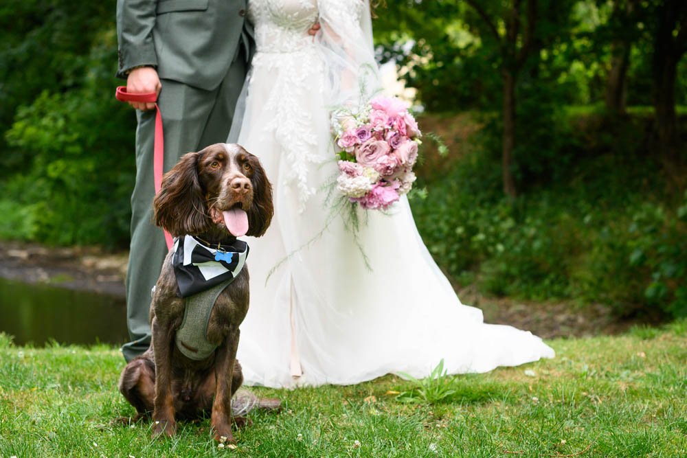 WATER’S EDGE AT EWEN WEDDING PHOTOGRAPHY