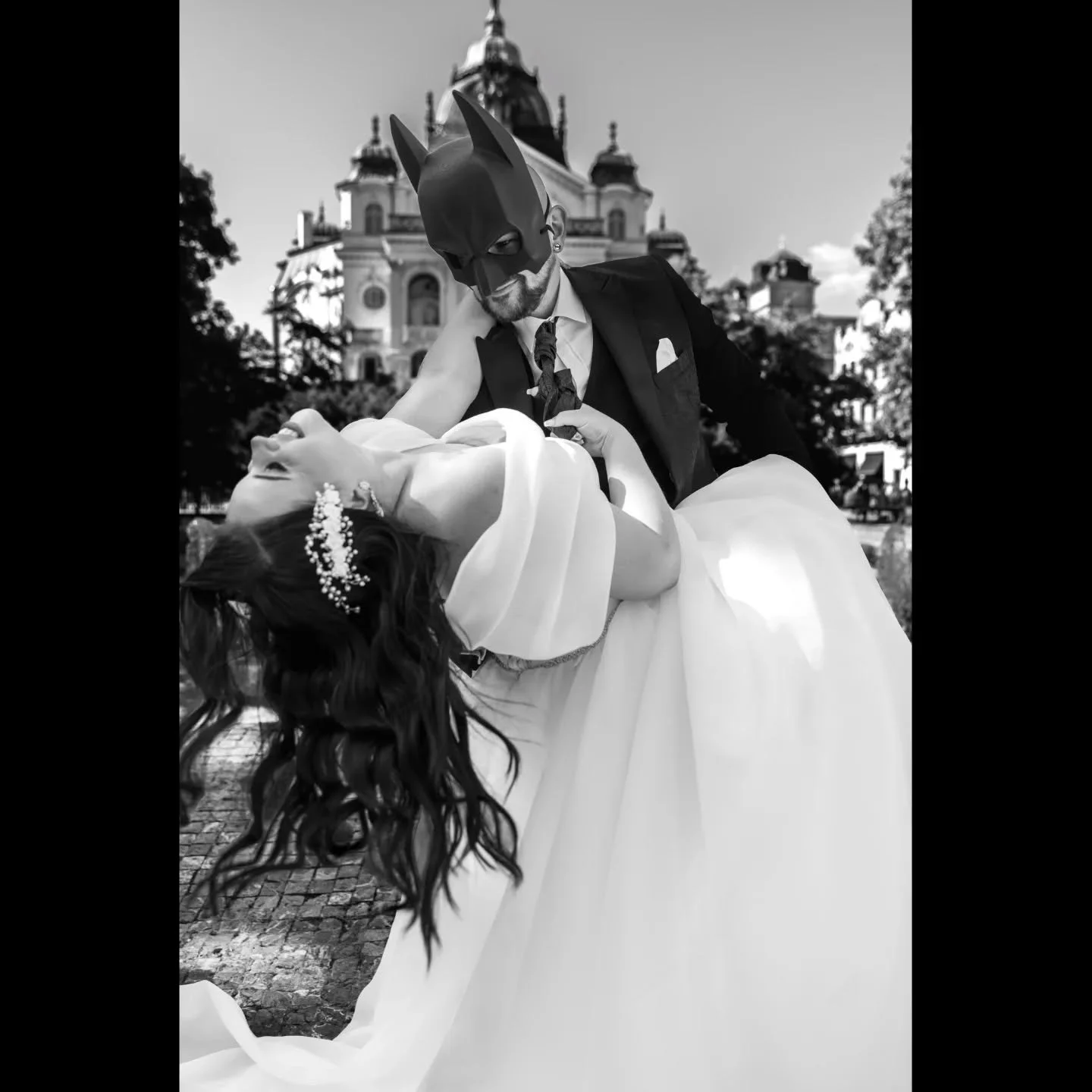 Karinka a M&aacute;rio 🤍🖤 
Tak s t&yacute;mito dvomi to boli intenz&iacute;vne 2 dni pln&eacute; &uacute;smevov, srandy a dobrej n&aacute;lady... prajem v&aacute;m aby ste sa takto bavili cel&yacute; život 🥂
@karinadomanicova 
@mariodomanic