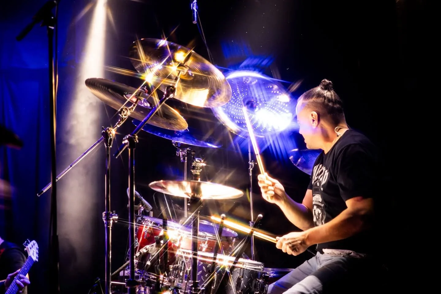 TVM Tribute + guests in Colloseum 
📸@domi.terpak

@tvm.tribute 
@tomiokres 
@viktor_spak 
@ferencmarian 
@zebendrums 
@colloseumclubkosice

#livemusicphotography #liveshow #metallicatribute #tvmtribute #colloseumclub #metalmusic #domiterpak