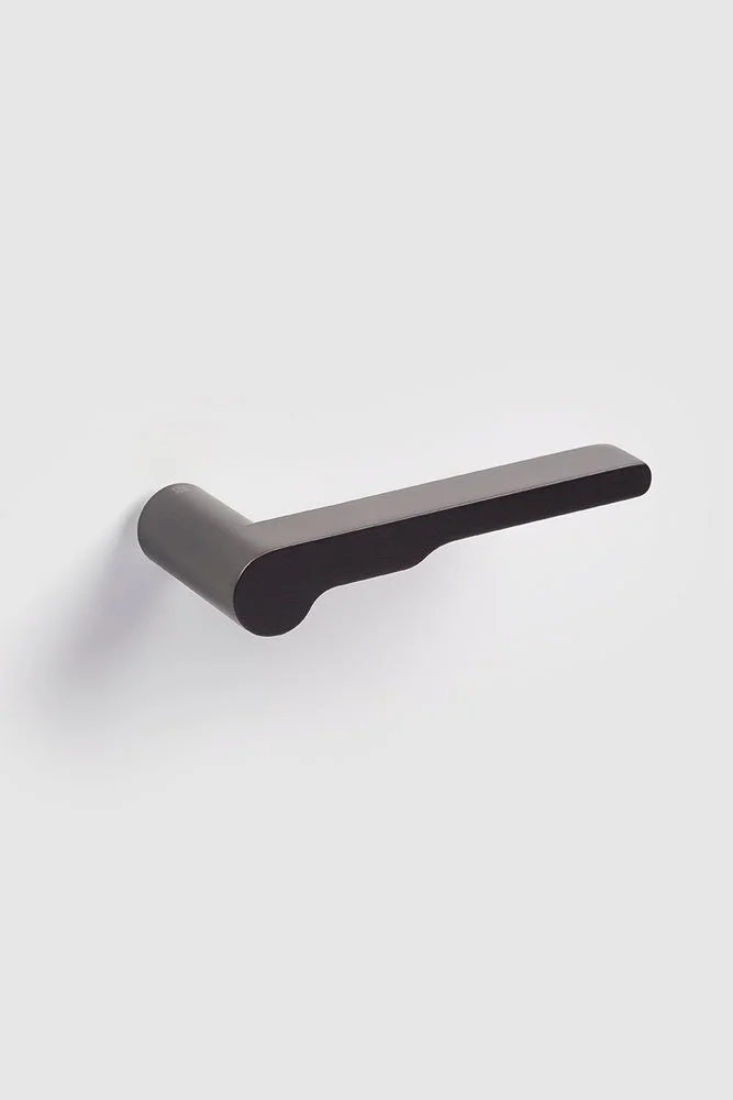 Verum Italy roseless lever handle, WIND model