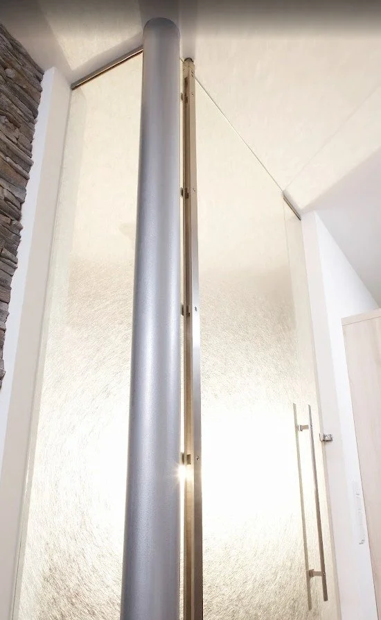 MWE pivot door hardware Akzent Aura