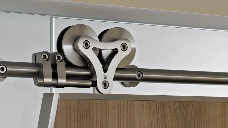 MWE duplex s barn door hardware
