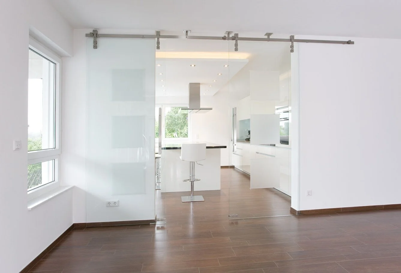 MWE Barn door hardware