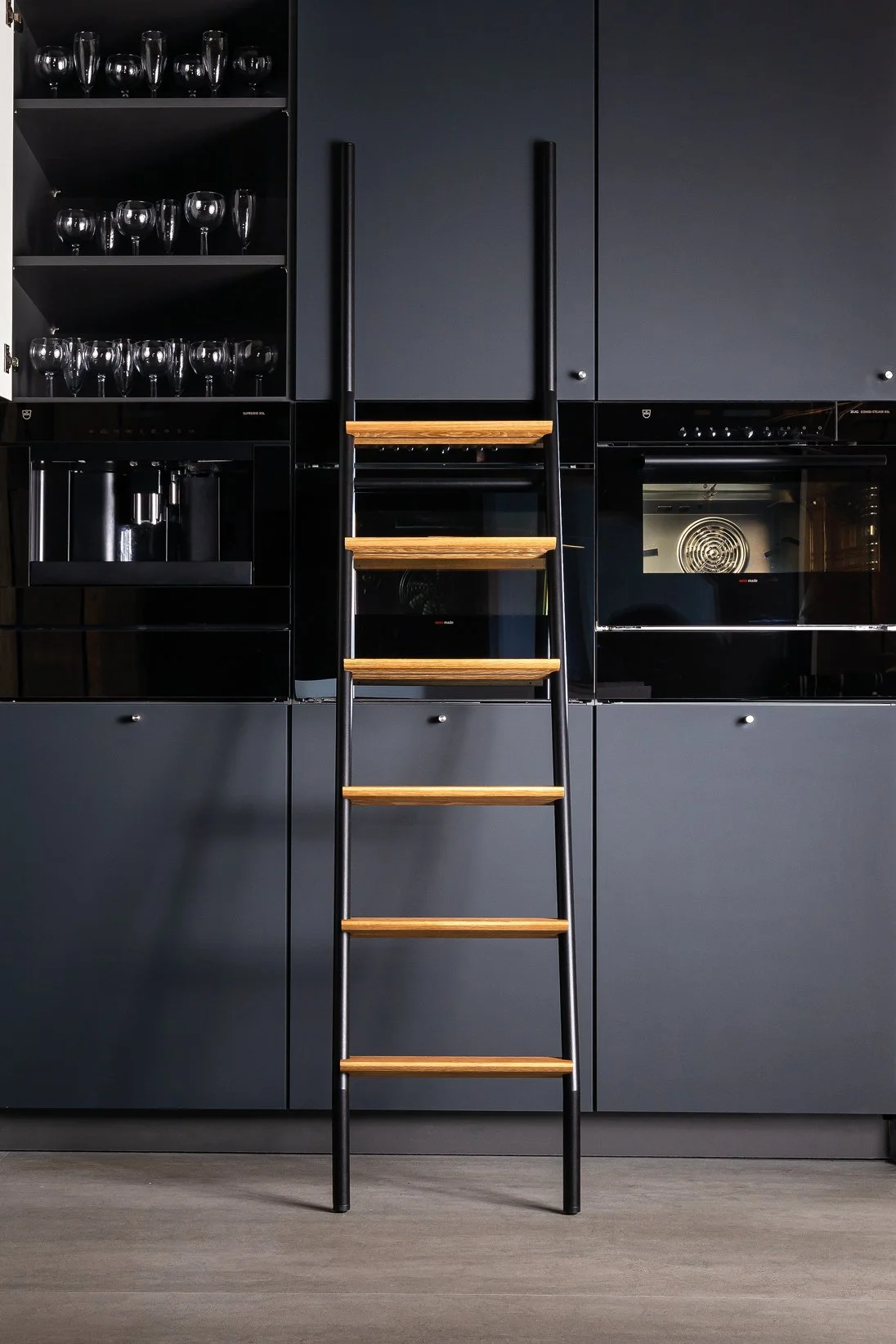 MWE SL.6000.EVO LEANING LADDER