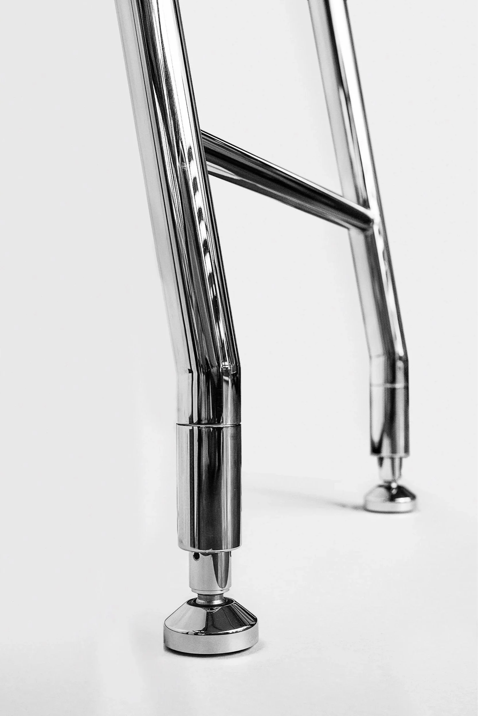 MWE custom ladder features
