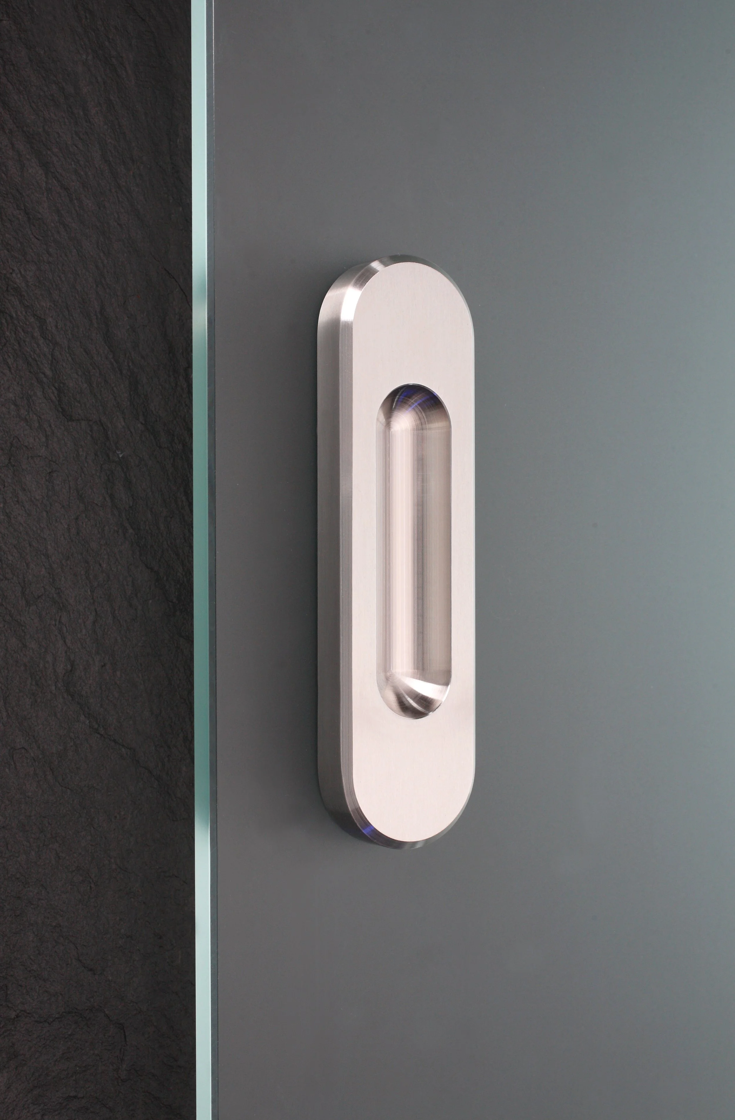 MWE GR.8030 oval flush pull, handle, sliding door handle, knob