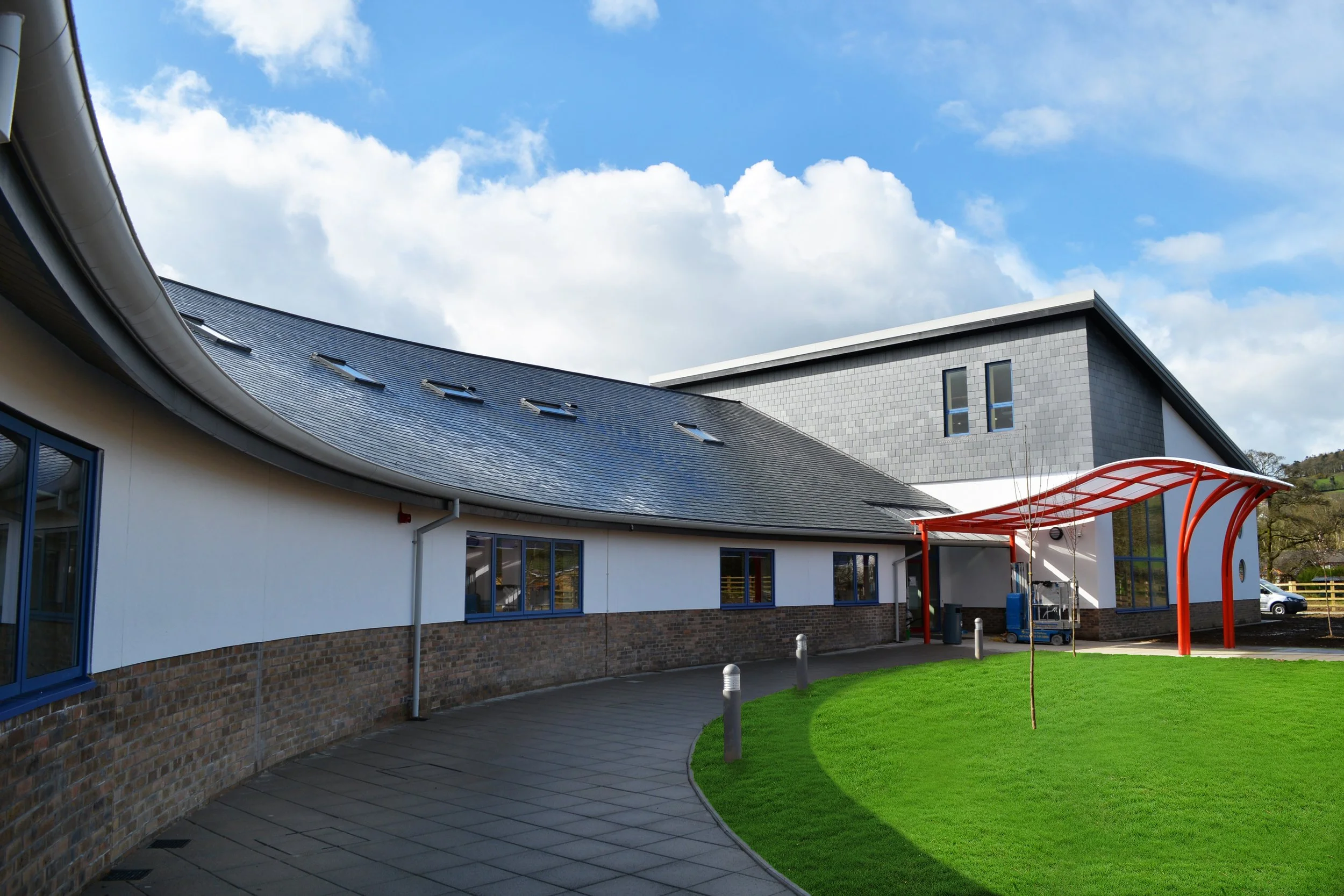 Dyffryn School image (retouched).jpg
