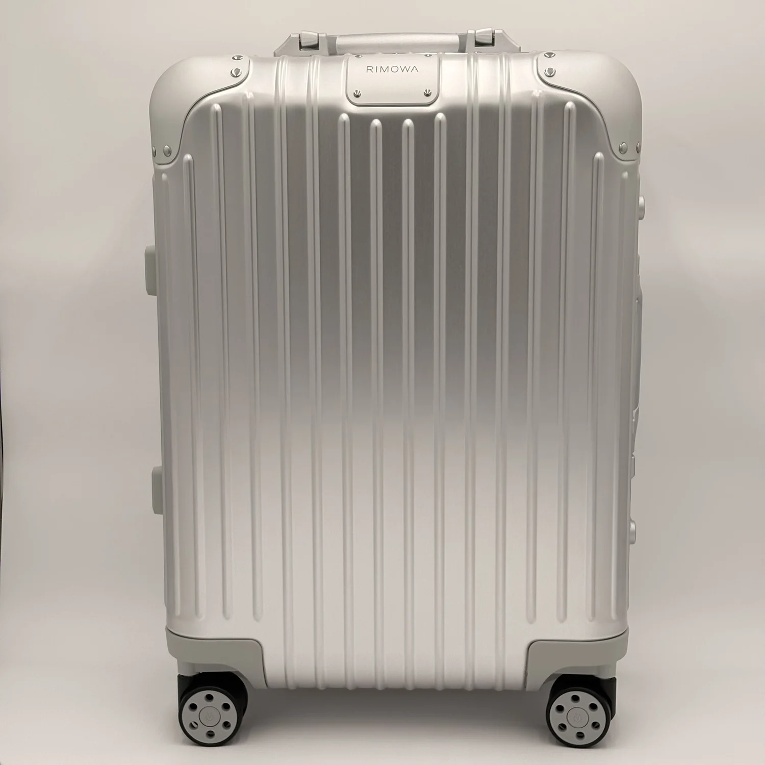Rimowa Original Cabin — TheRevival
