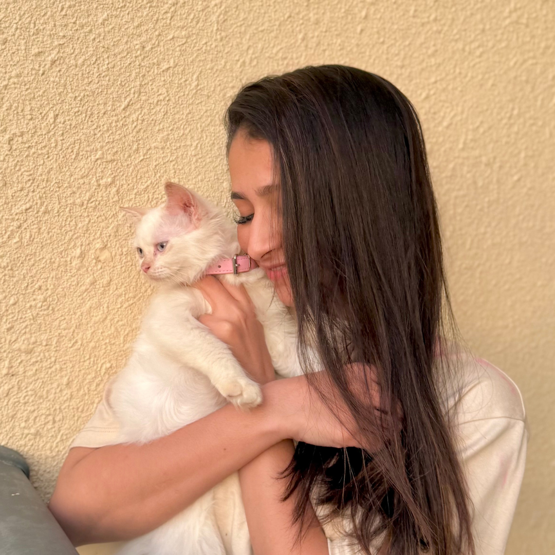 FellowKitty Love from Community Elsa and Raleesha.png