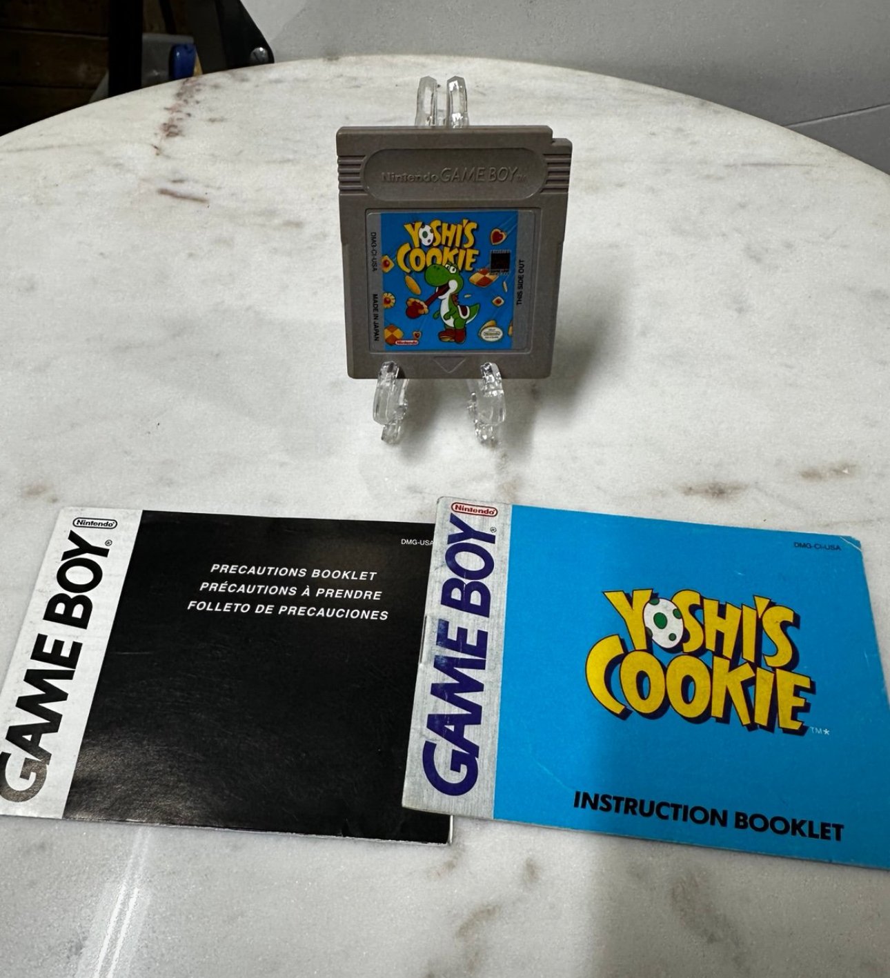 Yoshi's Cookie (W/ Booklet)