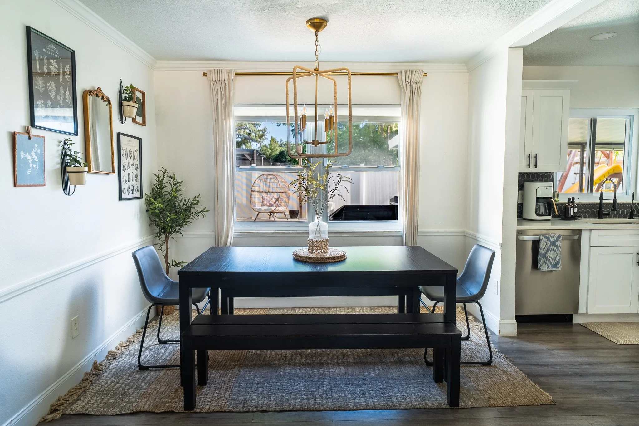real_estate_interior_diningroom-2.jpg