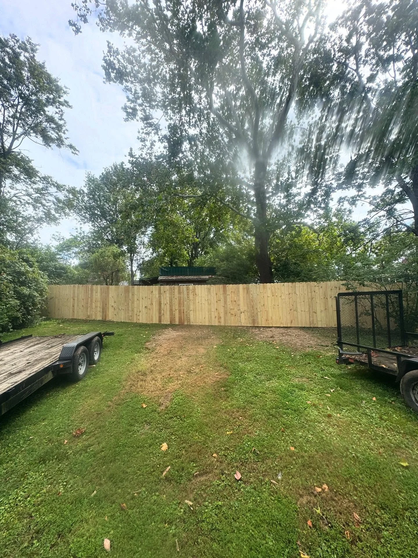 Amazing job finished in 6 hours in Winchester for @beckymozingo1 #cjhfencing #fencing #yellowpine #wood #fence #