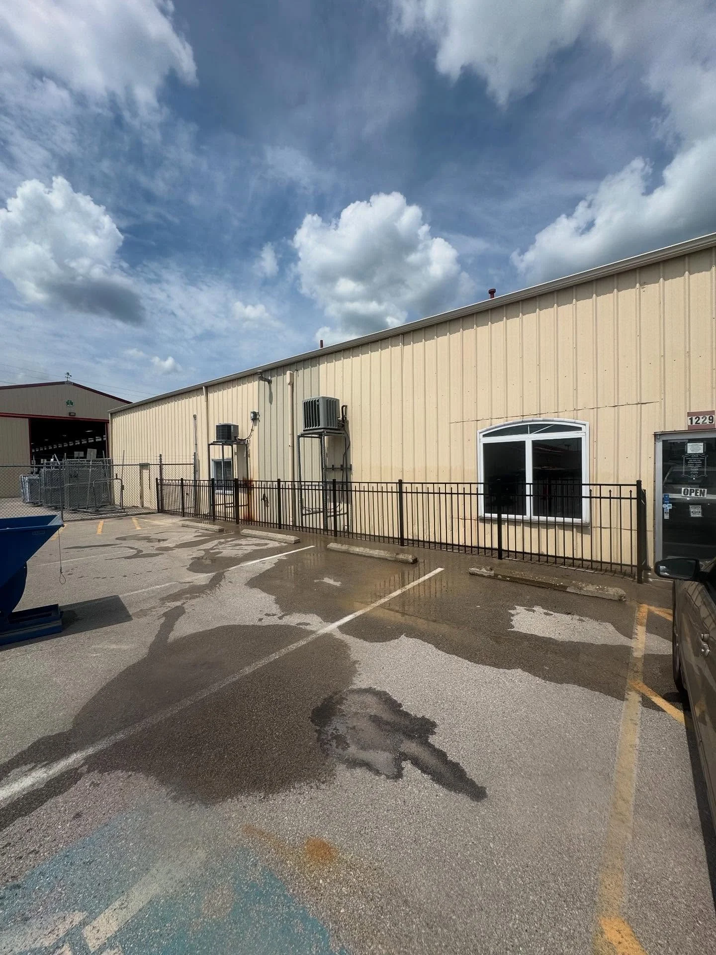 Took care of our friends at Capital Wholesale Fence with this black aluminum supplied by them to pass safety inspection #cjhfencing #fence #aluminum #fencecompany