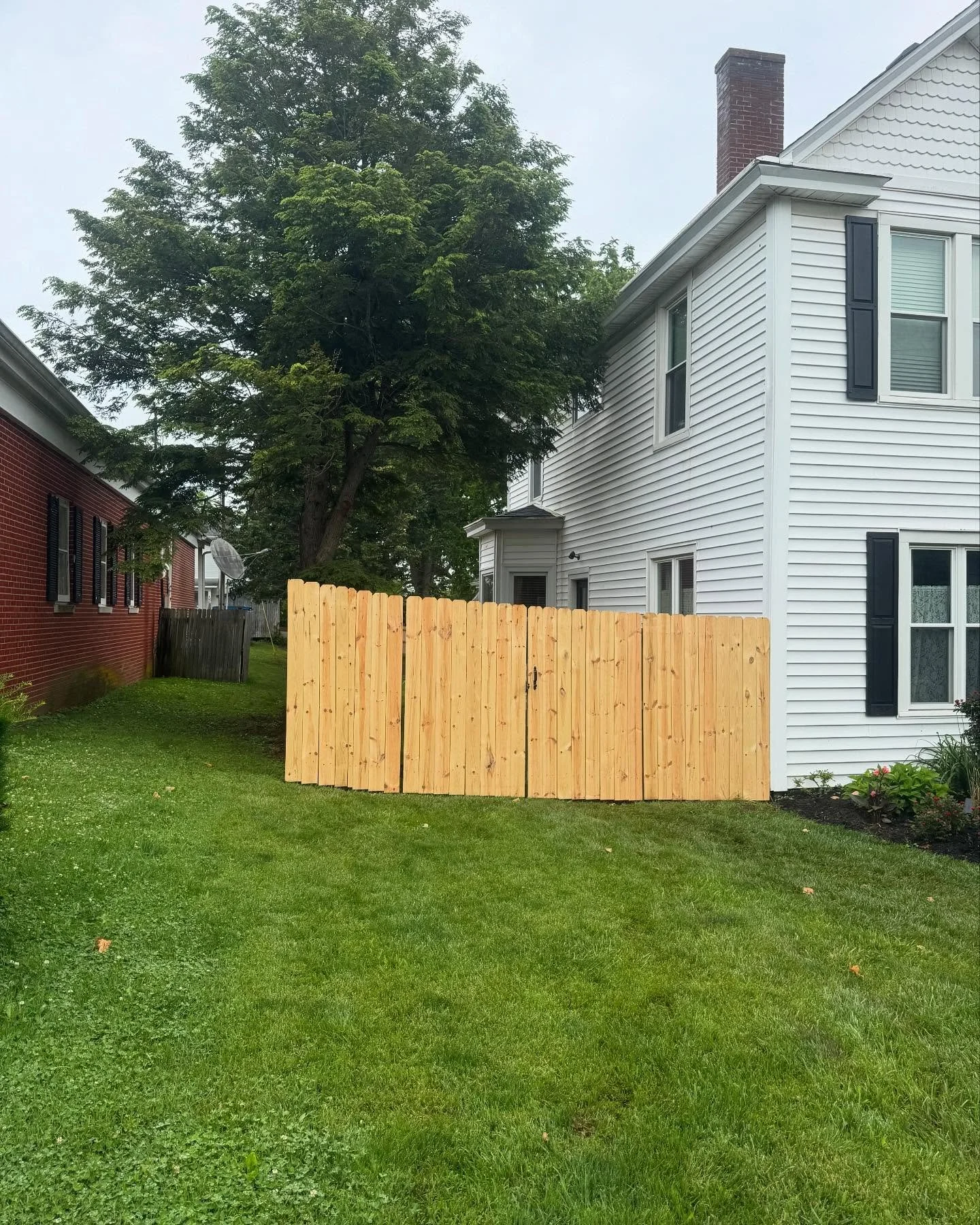 Thank you @o_byrne1 glad we could do this project for you #cjhfencing #fence #yellowpine #privacy #woodwork