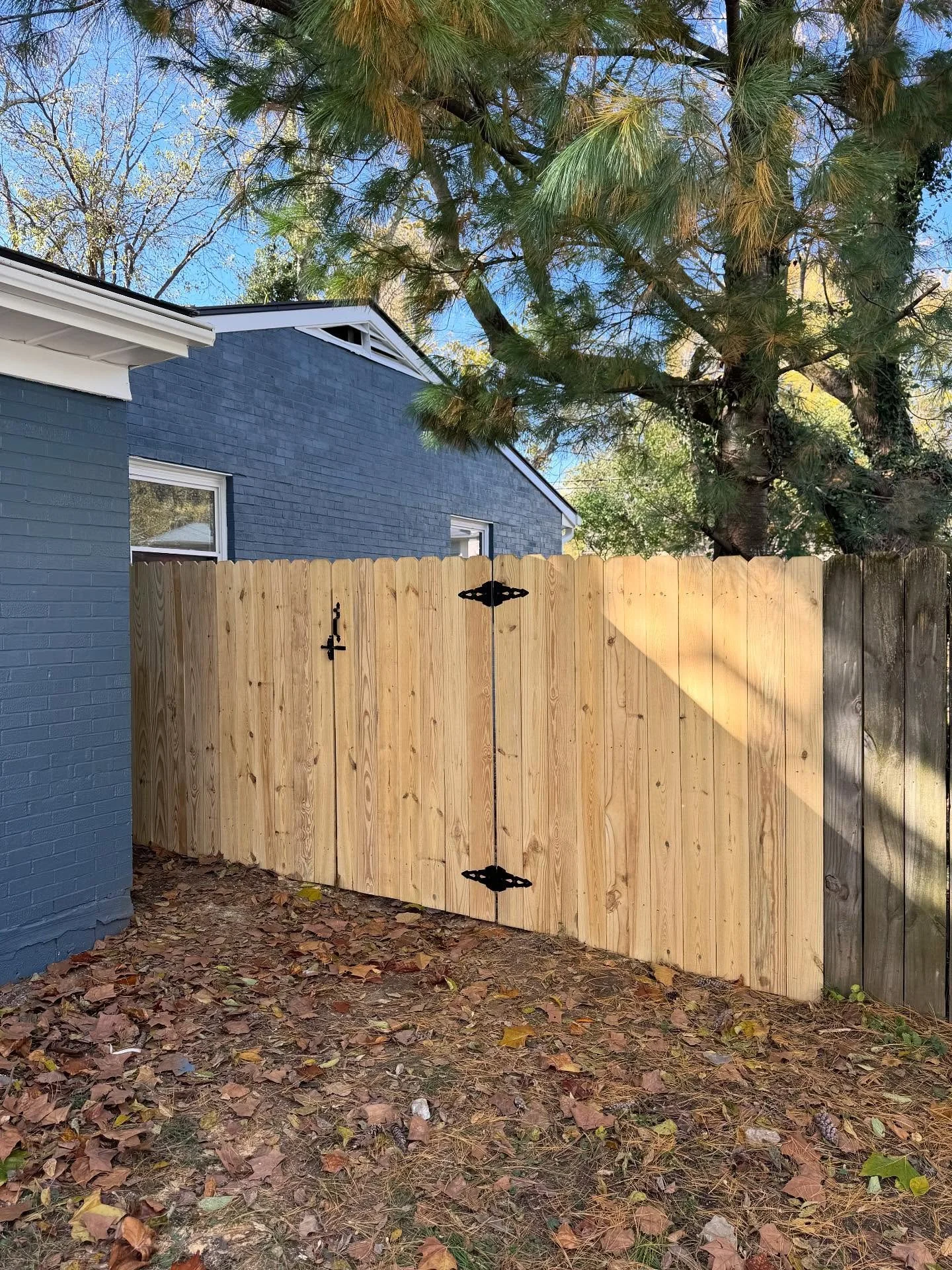 Lovely job finished by the guys on greentree for some of our friends. #fence #fencelife #cjhfencing #yellowpine #privacy