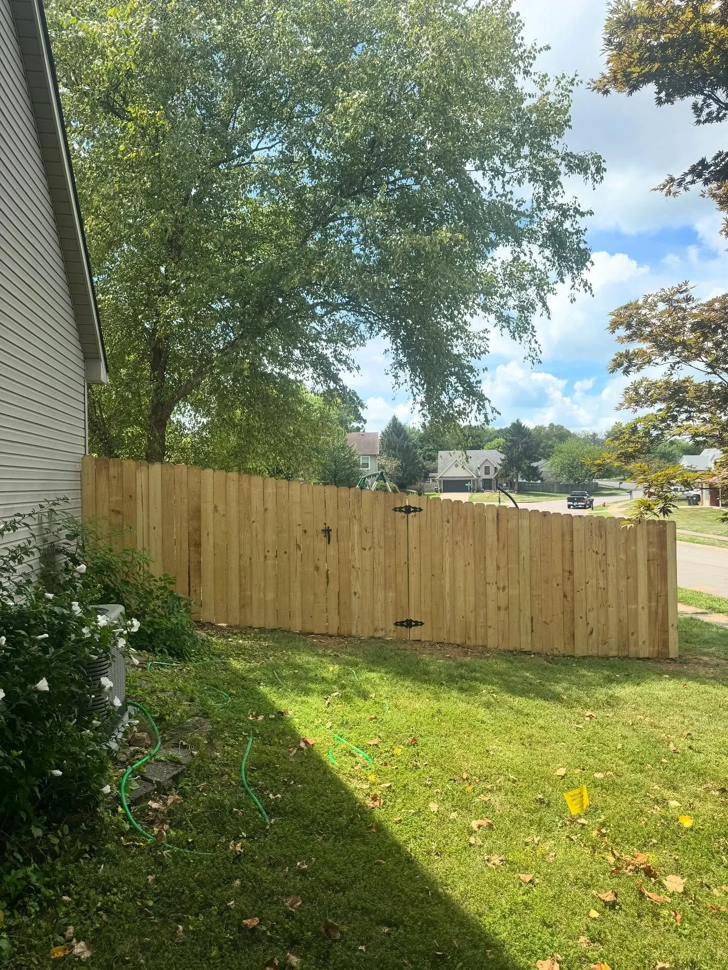 Great yellow pine privacy done in Versailles. #cjhfencing #fencing #yellowpine #fencework