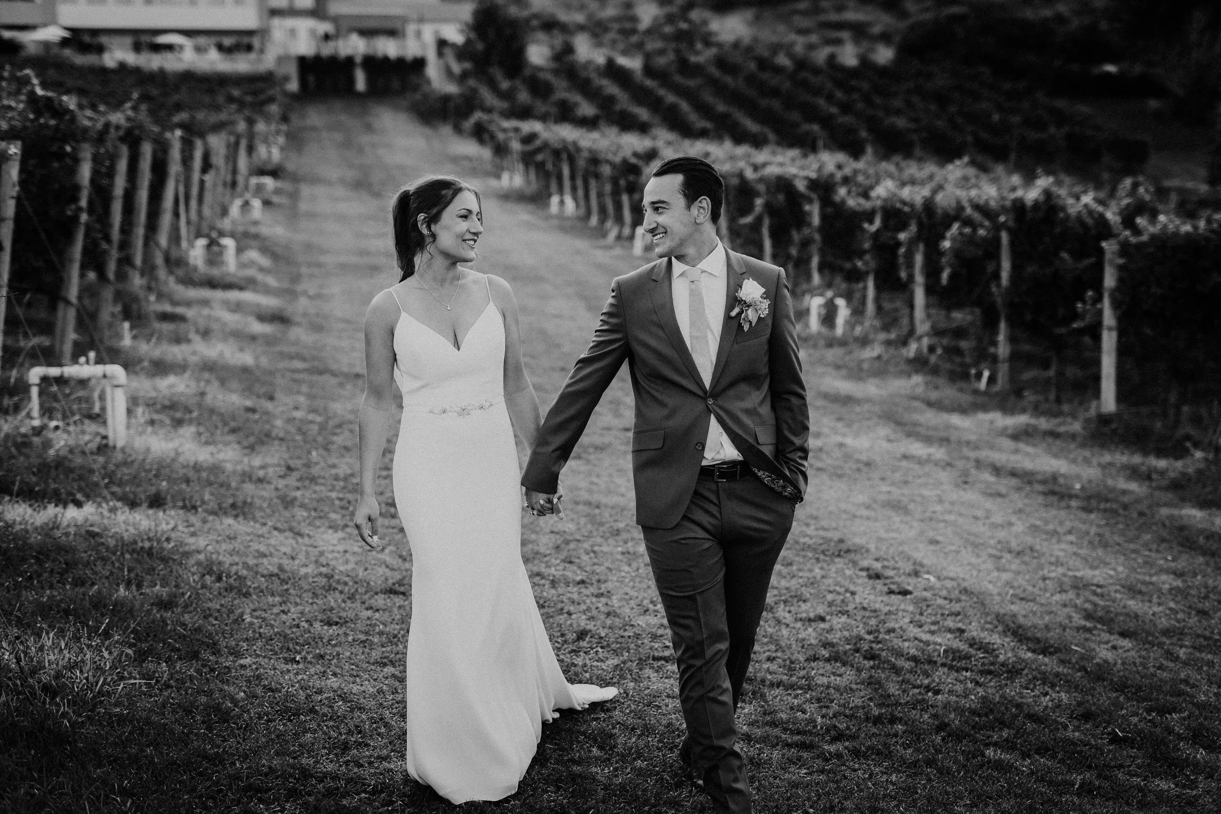 Olja-Adam-Oak-Estate-Wedding-0895.jpg