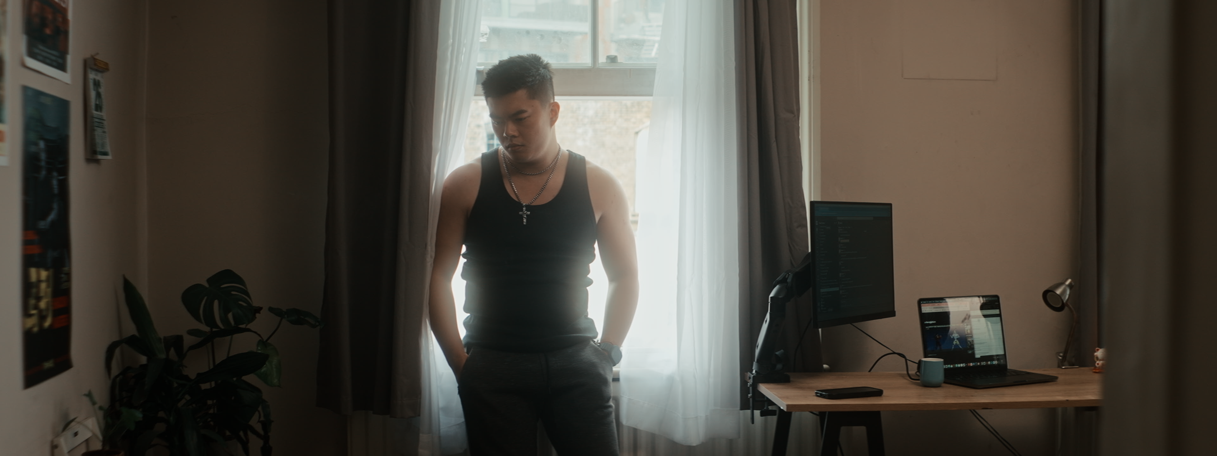 ONLINE 2.35 SUBBED.00_02_17_06.Immagine151.png