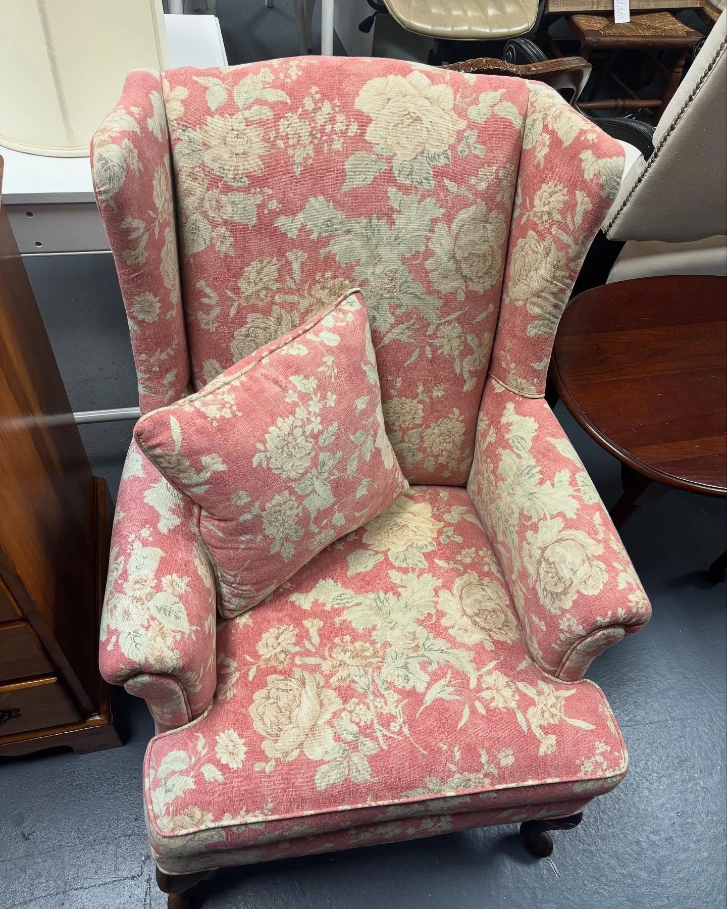 🚨NEW INVENTORY OF THE WEEK!🚨

Come shop today, 10am-4pm to grab some unique pieces before they are gone!🛍️

📍244 Sheffield Street, Mountainside, NJ 07092
⏰Tuesday 10am-4pm
  Thursday 12pm-7pm
  Saturday 10am-4pm
📞908-514-9657

#movingforwardware