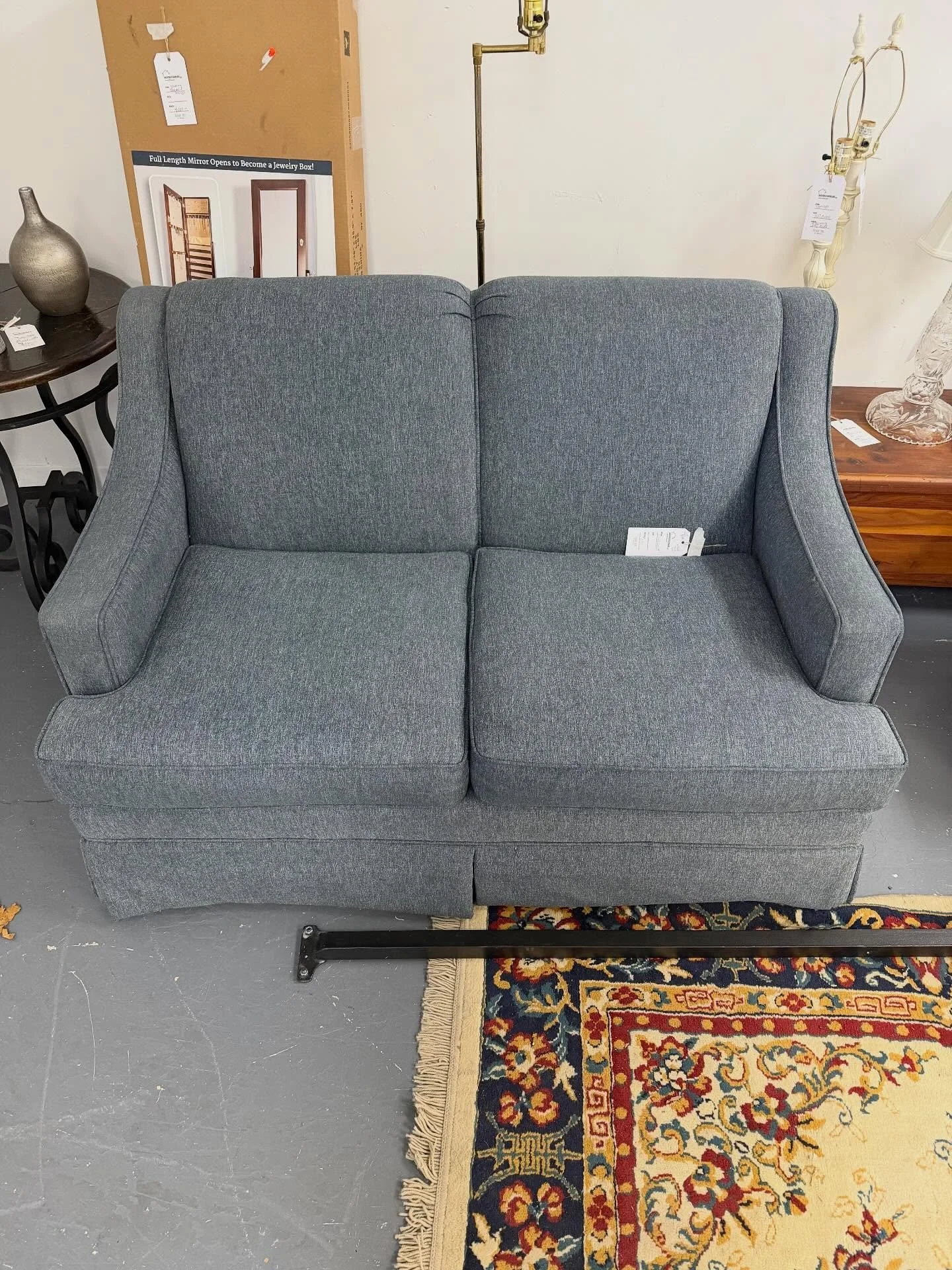 Some new finds and timeless pieces this week from the warehouse🤩

Stop in today, Nov 4th to find the most unique treasures, accents, and pieces for your home!🛍️🪞🛏️

📍244 Sheffield Street, Mountainside, NJ 07092 
🕕Tuesday 10am-4pm|Thursday 12pm-