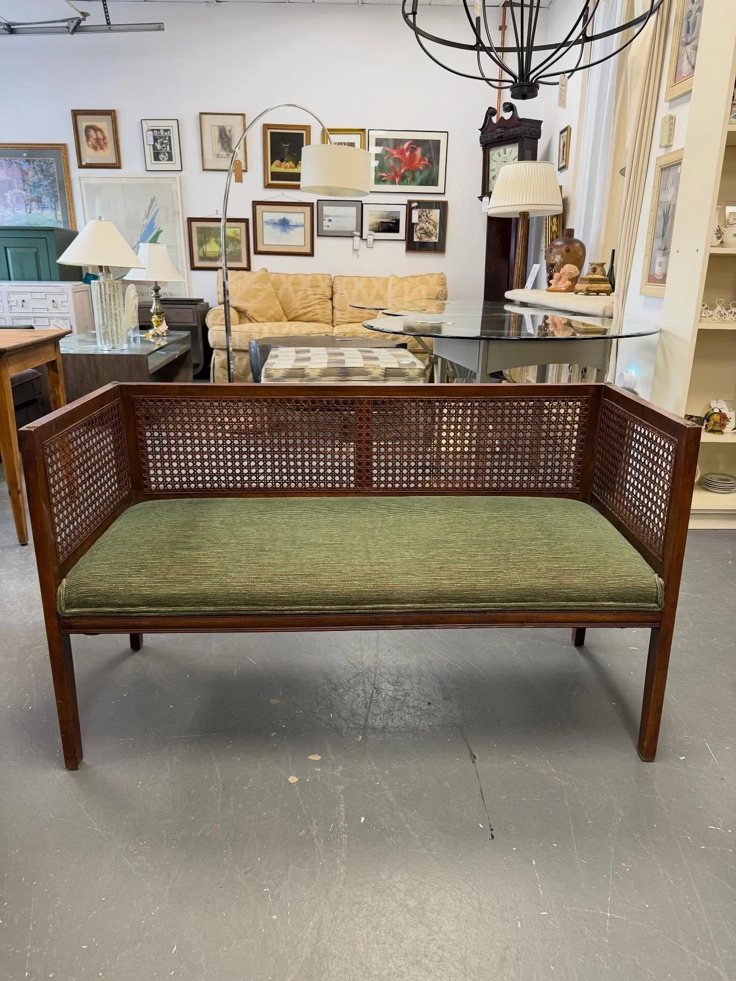 More new inventory just arrived to the warehouse!🤩

We are open tomorrow, Jan 8th from 12pm-7pm, so make sure to stop in to pick out your favorite pieces!

Whether you&rsquo;re looking for something casual, bold, or totally unique, there&rsquo;s som