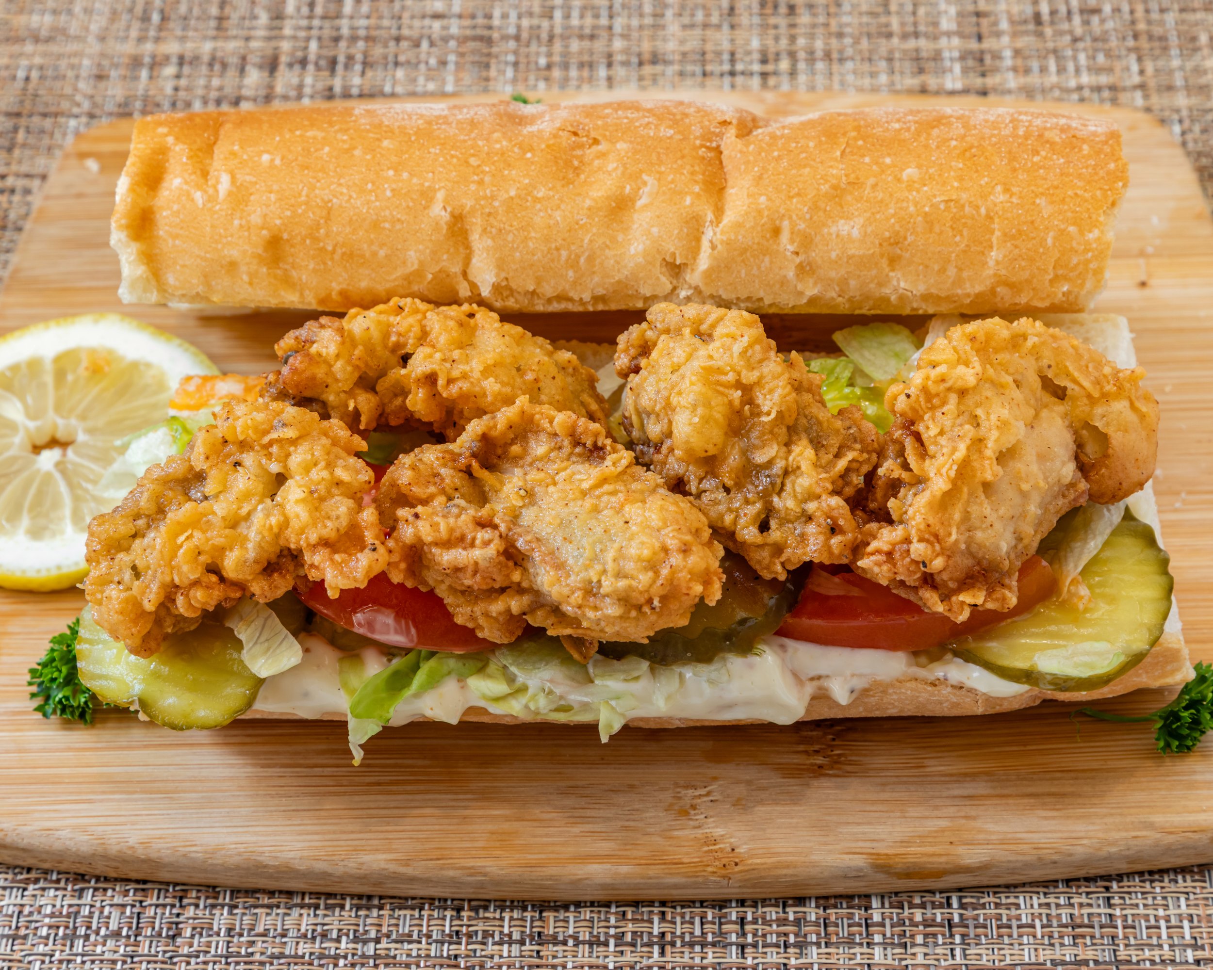Brosto(NewOrleans)_FriedOysterPoboy.jpg