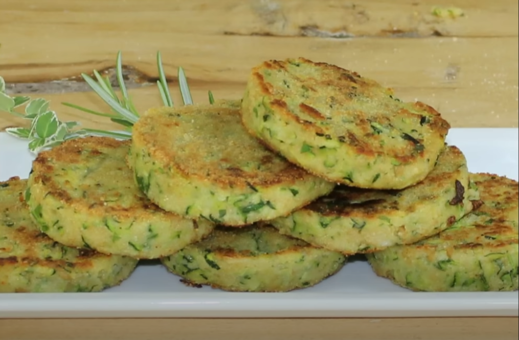 BURGER DI ZUCCHINE DORATE SENZA FRIGGERE E SENZA FORNO