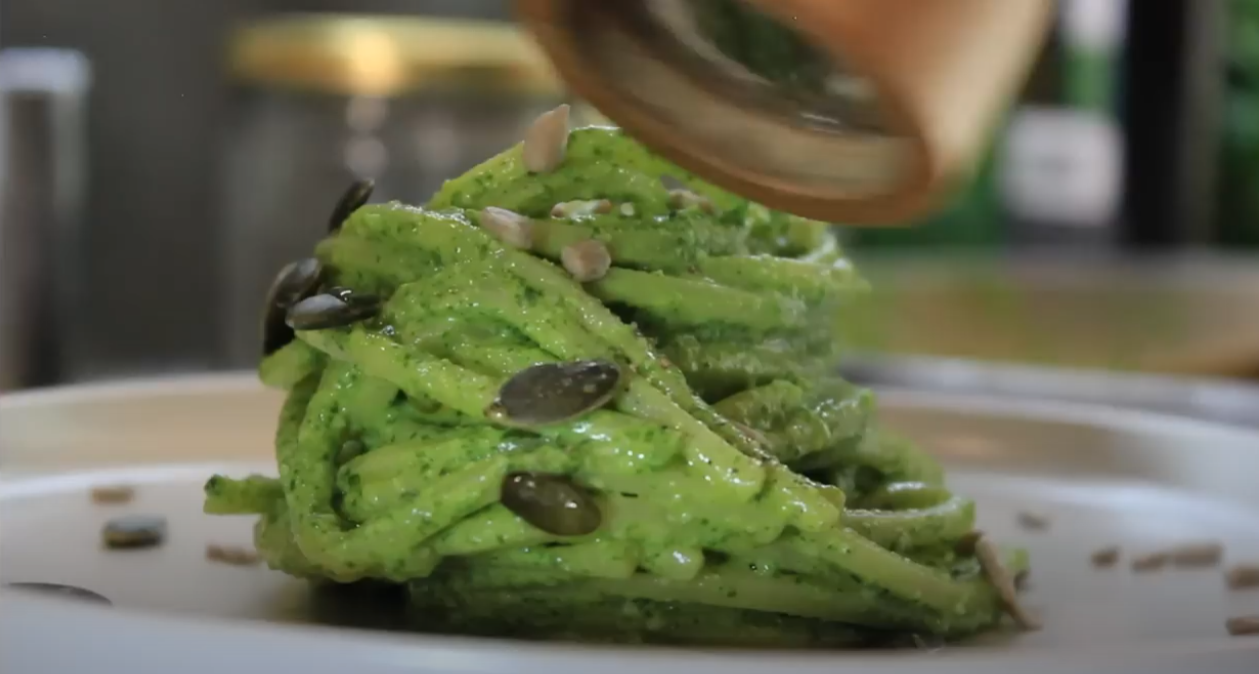 SPAGHETTI QUADRATI ABBESTIA AL PESTO DI RUCOLA
