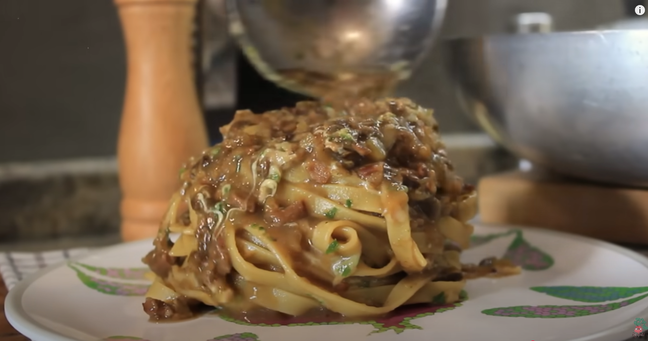 TAGLIATELLE coi PORCINI SECCHI