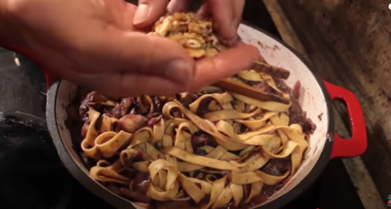 Tagliatelle Radicchio e Noci