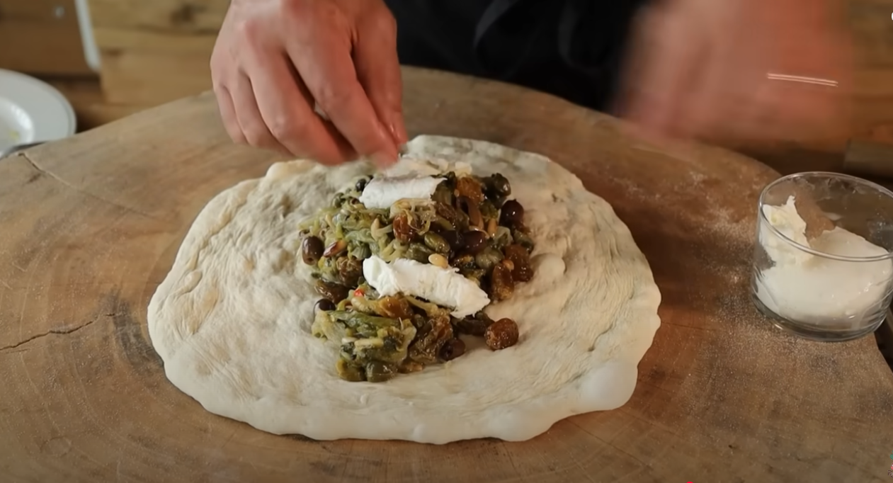 SCAROLA RIPASSATA e pizza ripiena di scarole