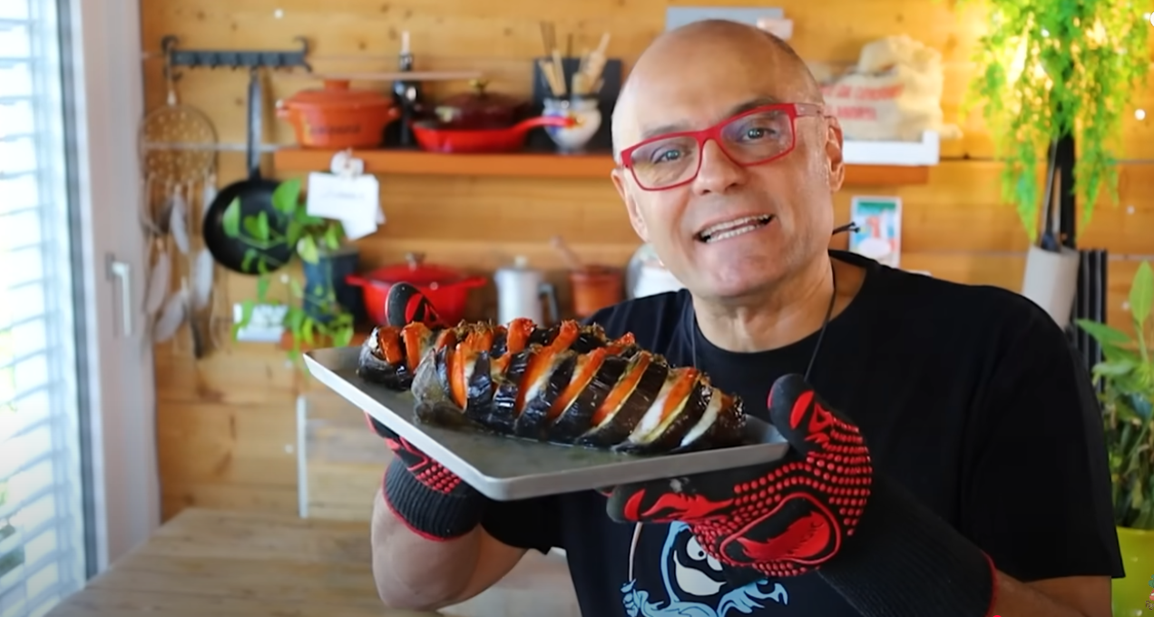 MELANZANE RIPIENE POMODORO E MOZZARELLA