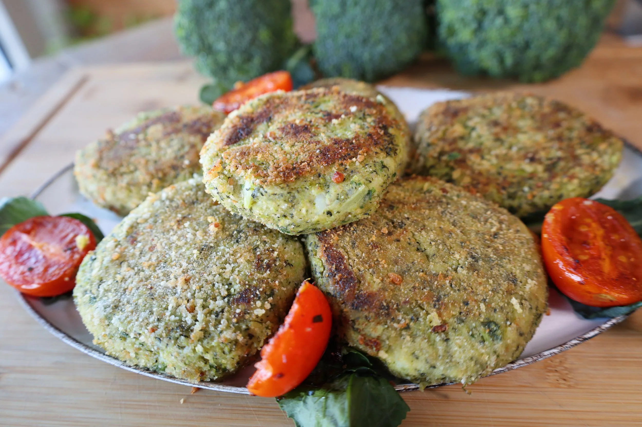 BURGER DI BROCCOLI E PATATE al formaggiO