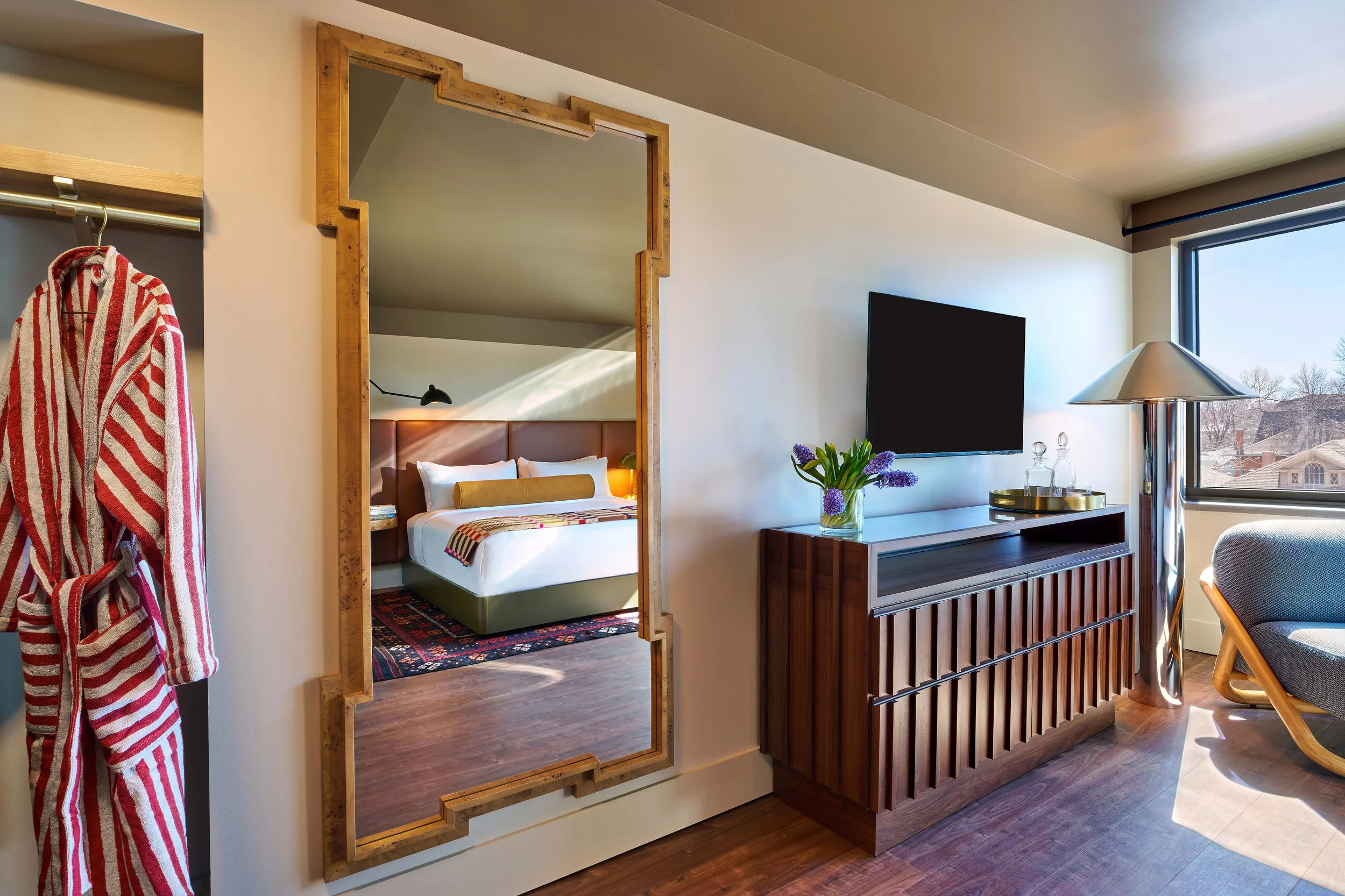 002_260313_WerkCreative_All Inn Hotel_SignatureKing_Alt_72DPI.jpg