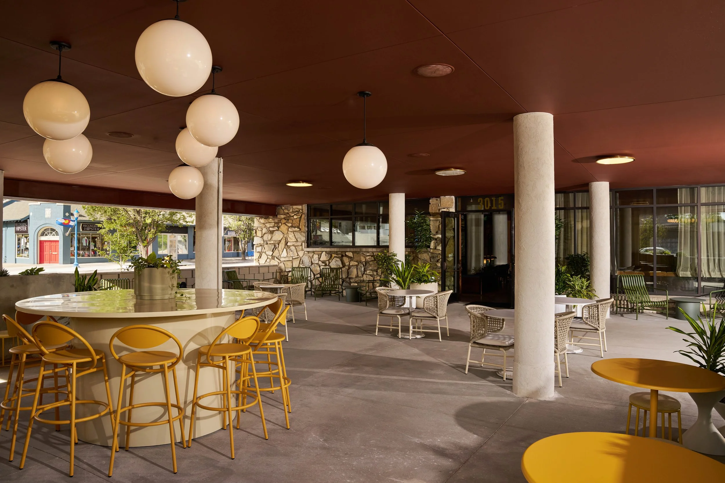 009_260608_WerkCreative_All Inn Hotel_Porte Cochère_72DPI.jpg