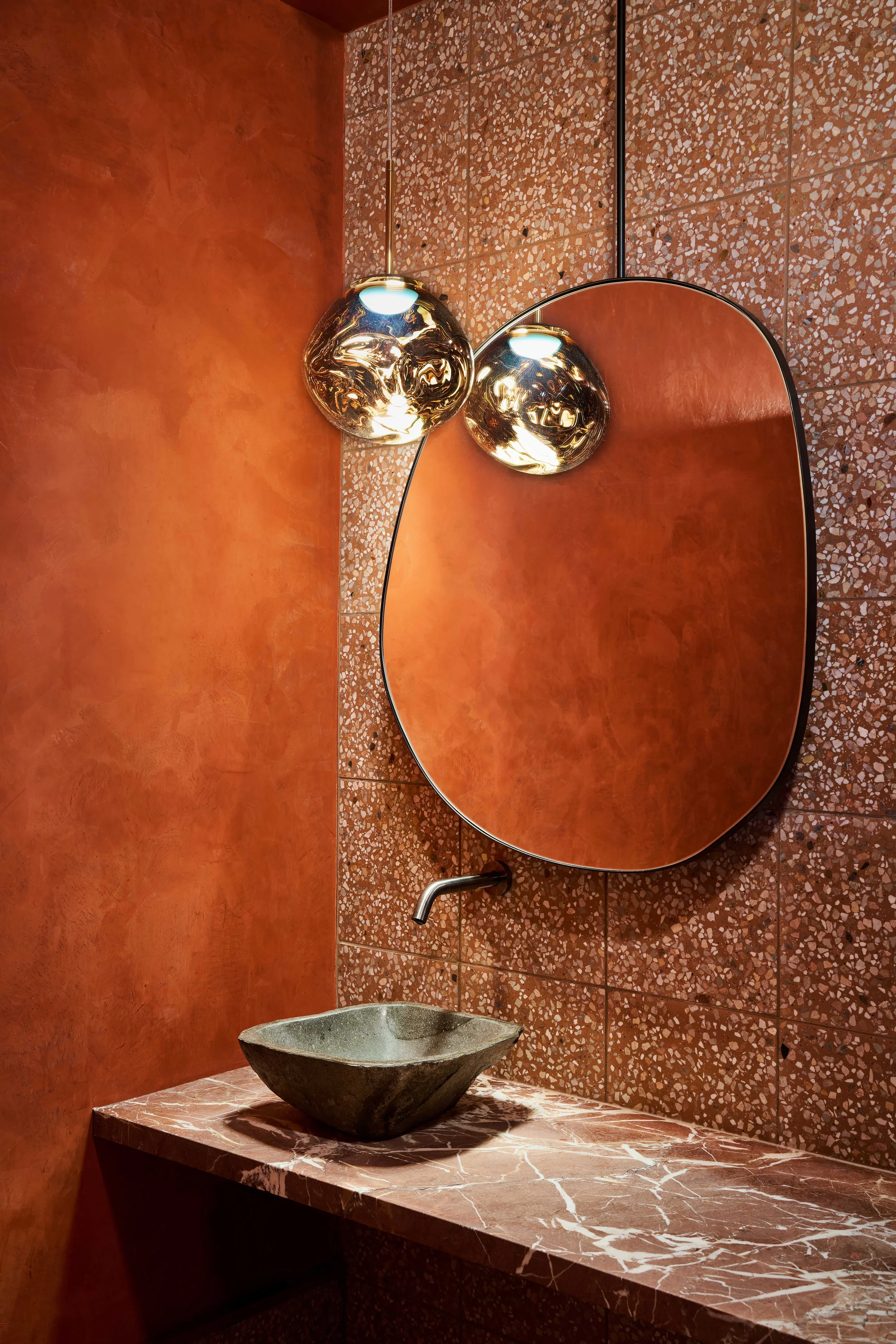 002_260421_WerkCreative_All Inn Hotel_LobbyBathroom_72DPI.jpg