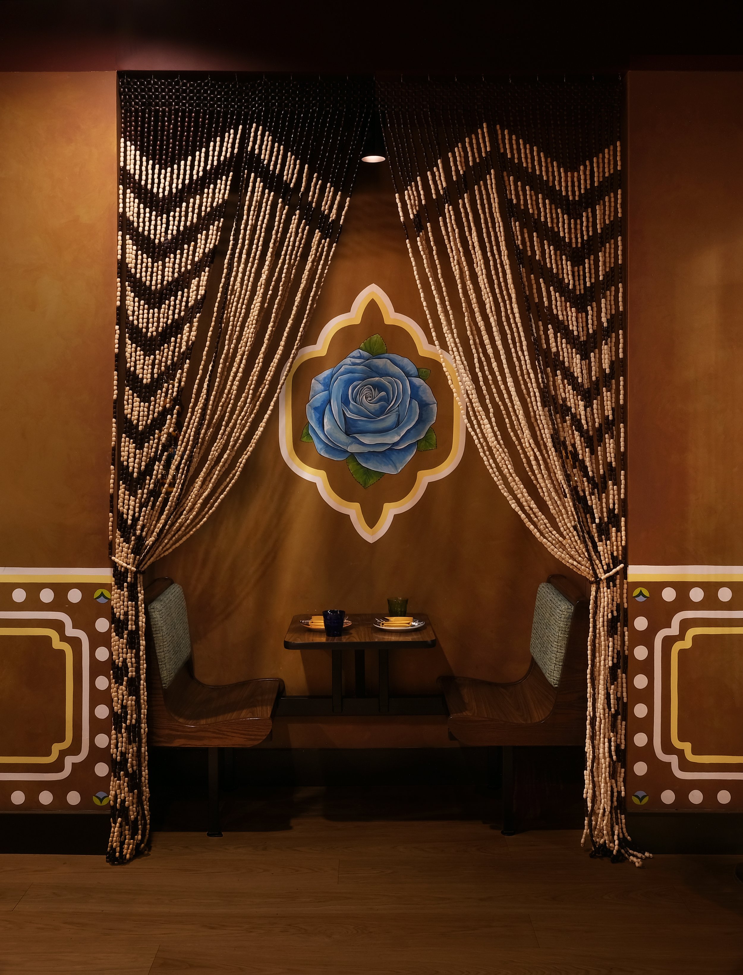 TAPORI - NICHE BOOTH - BRIAN MILLER.jpg