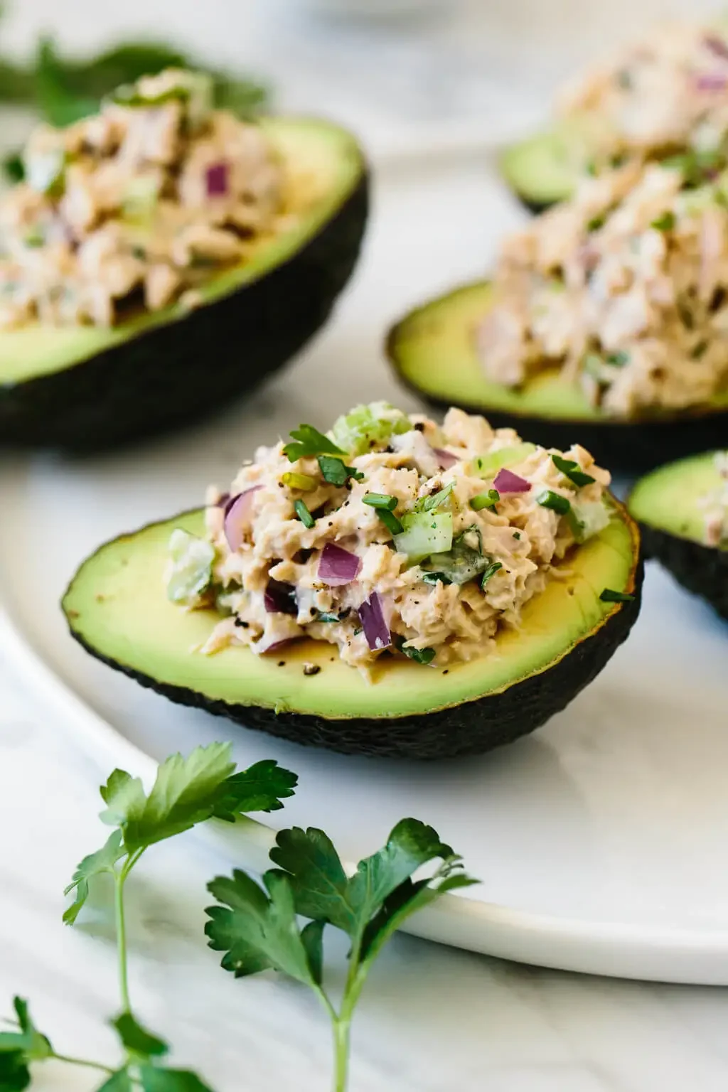 tuna-stuffed avocados (approx. 350 cal)