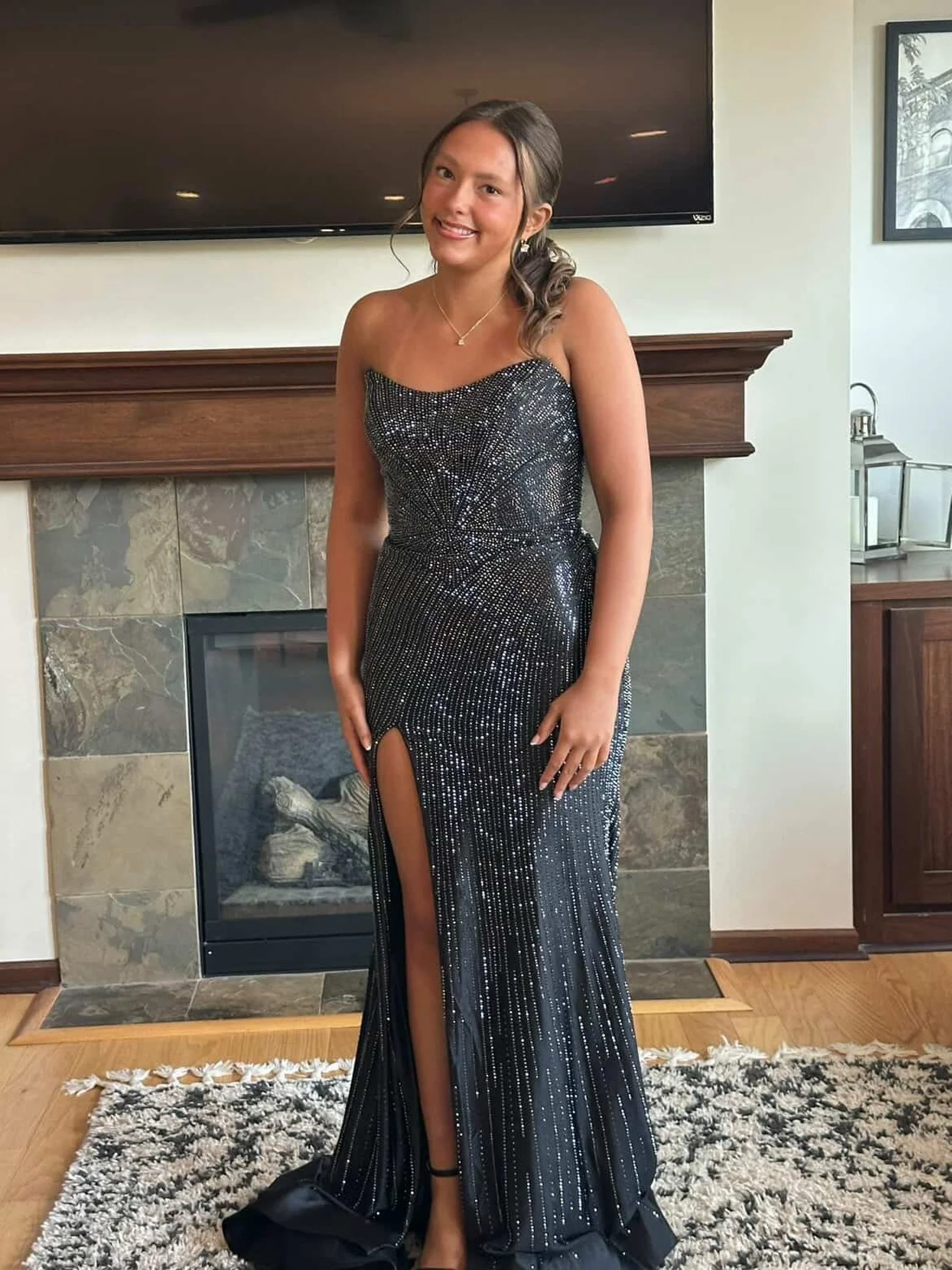 Beautiful SUNNE tan for her Senior prom ✨