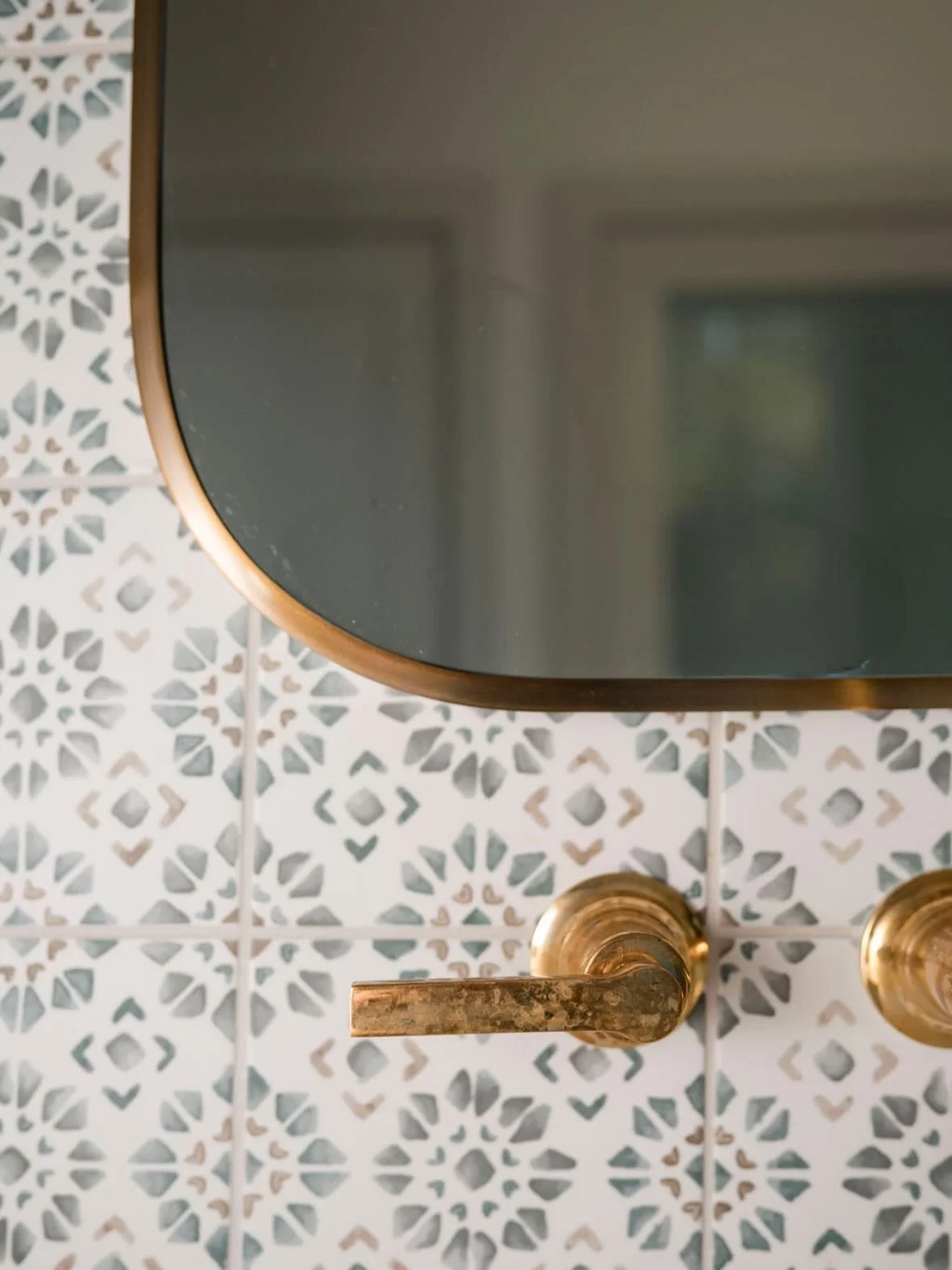 Design a bathroom, but make it special ✨

We&rsquo;re not trying to be like everyone else, so why should you? Your home project should have details that stand out &amp; thoughtful selections to make you think, OMG, I live here!

If you feel seen, we 