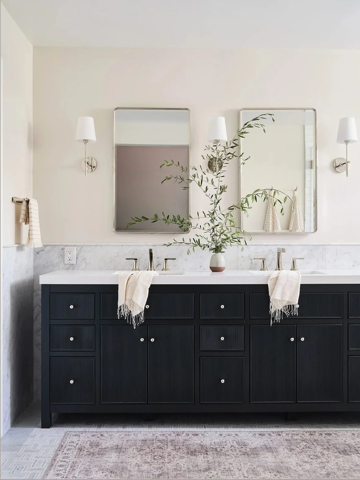 In honor of my MIL&rsquo;s Birthday today, I am sharing our Linda Primary Bath project. Hands down one of my favorite projects to date &amp; it was featured by our friends over at @thehavenlist a while back 🤍

I had the pleasure of designing this sp