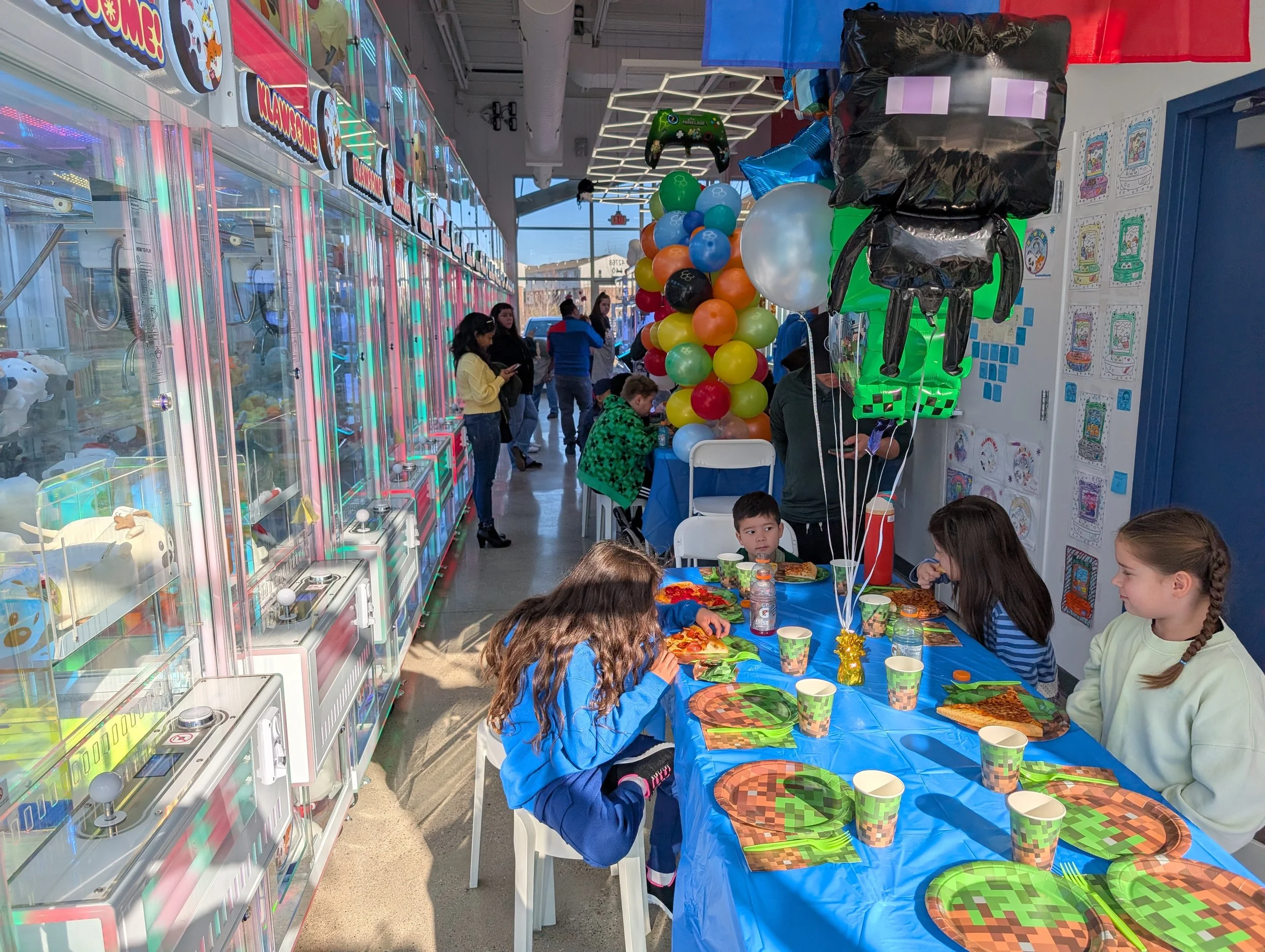 Party table setup