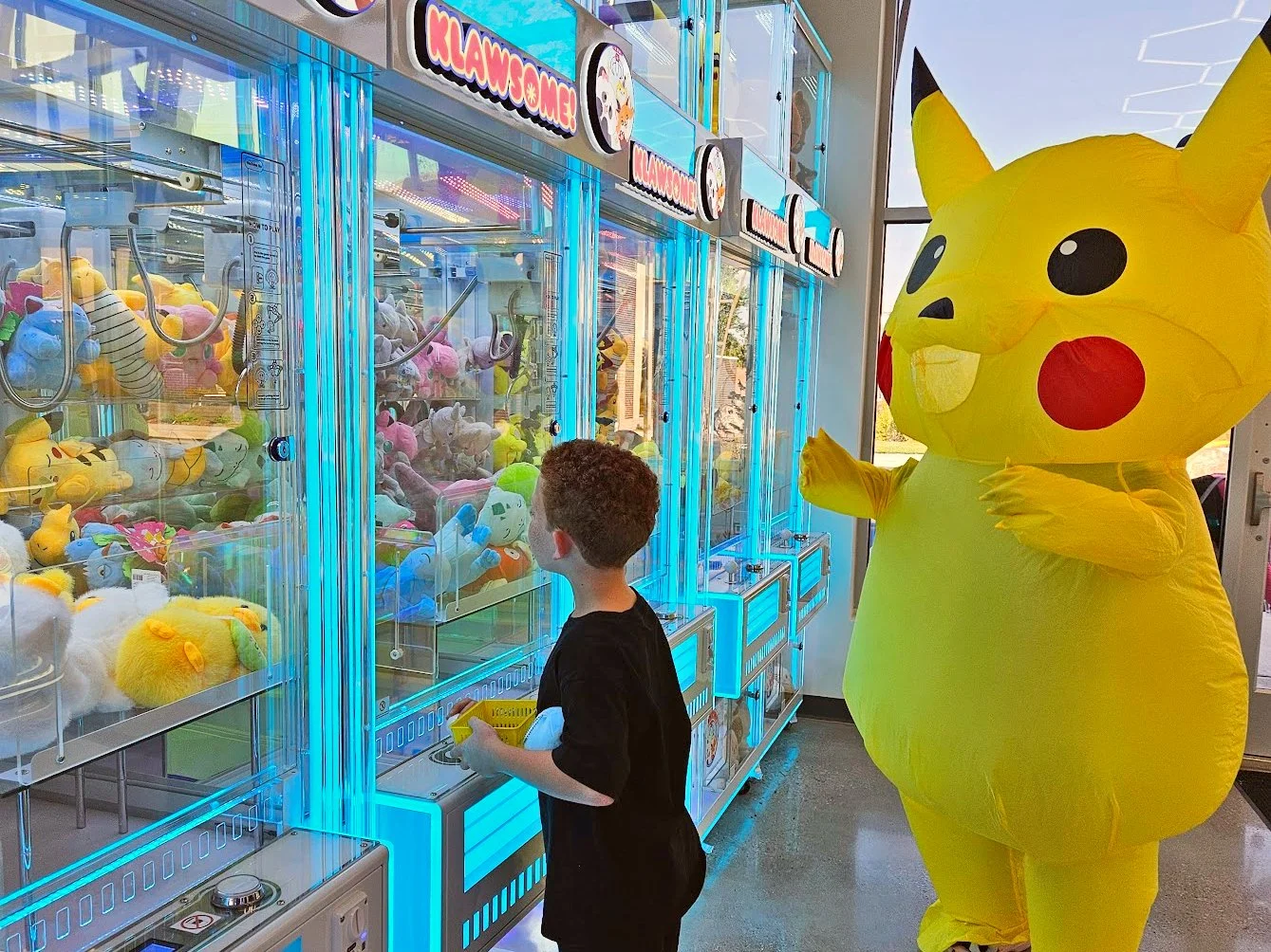 Check Out Klawsome In Novi – Michigan's Only Stand-Alone Claw Machine Arcade