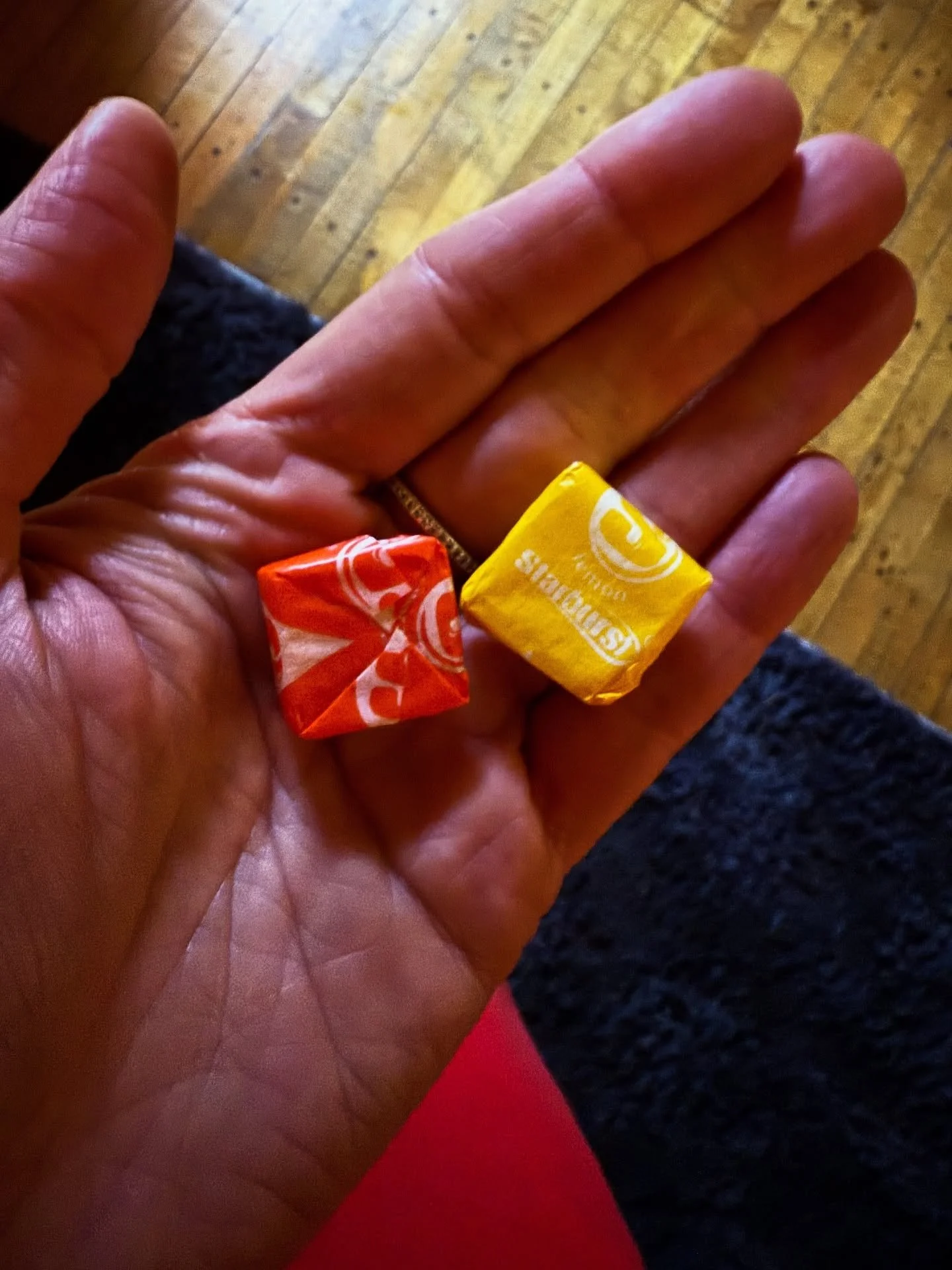@starburst superior flavors. Change my mind. 🍋🍊
.
.
🍋𝒮𝓆𝓊ℯℯ𝓏ℯ 𝓉𝒽ℯ 𝒟𝒶𝓎!🍋
.
.
#starburst #superior #lemonyay #squeezetheday #fightme #changemymind #knuckifyoubuck