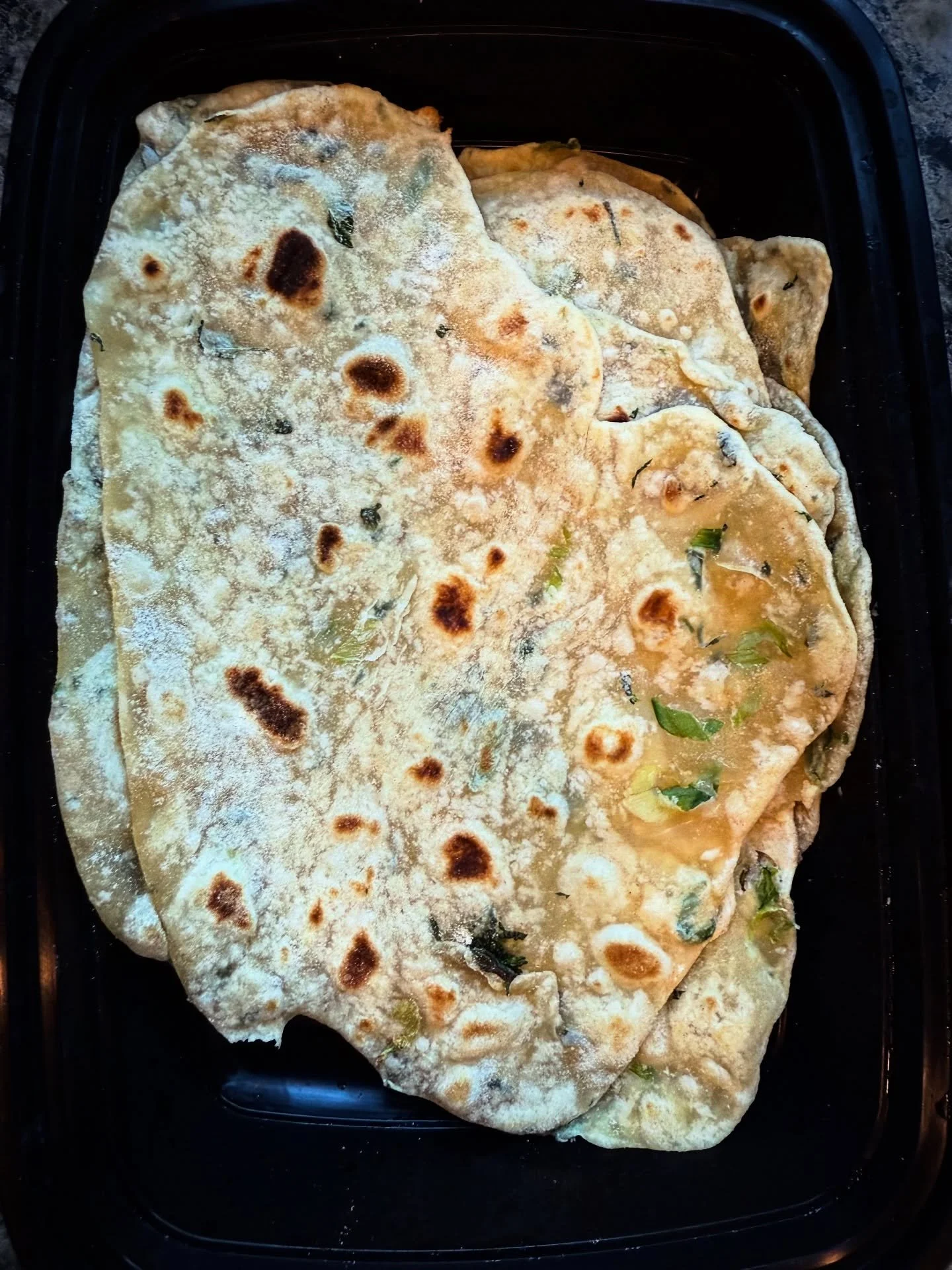 #LeadTheYay : Fresh to Death Scallion + Cilantro Tortillas 🌿🧅
.
Super Simple + Fresh Ingredients. Full of Flavor + Zero Junk.
.
.
 🍋𝒮𝓆𝓊ℯℯ𝓏ℯ 𝓉𝒽ℯ 𝒟𝒶𝓎!🍋
.
.
#Lemonyay #Homemade #Tortillas #MKEchef